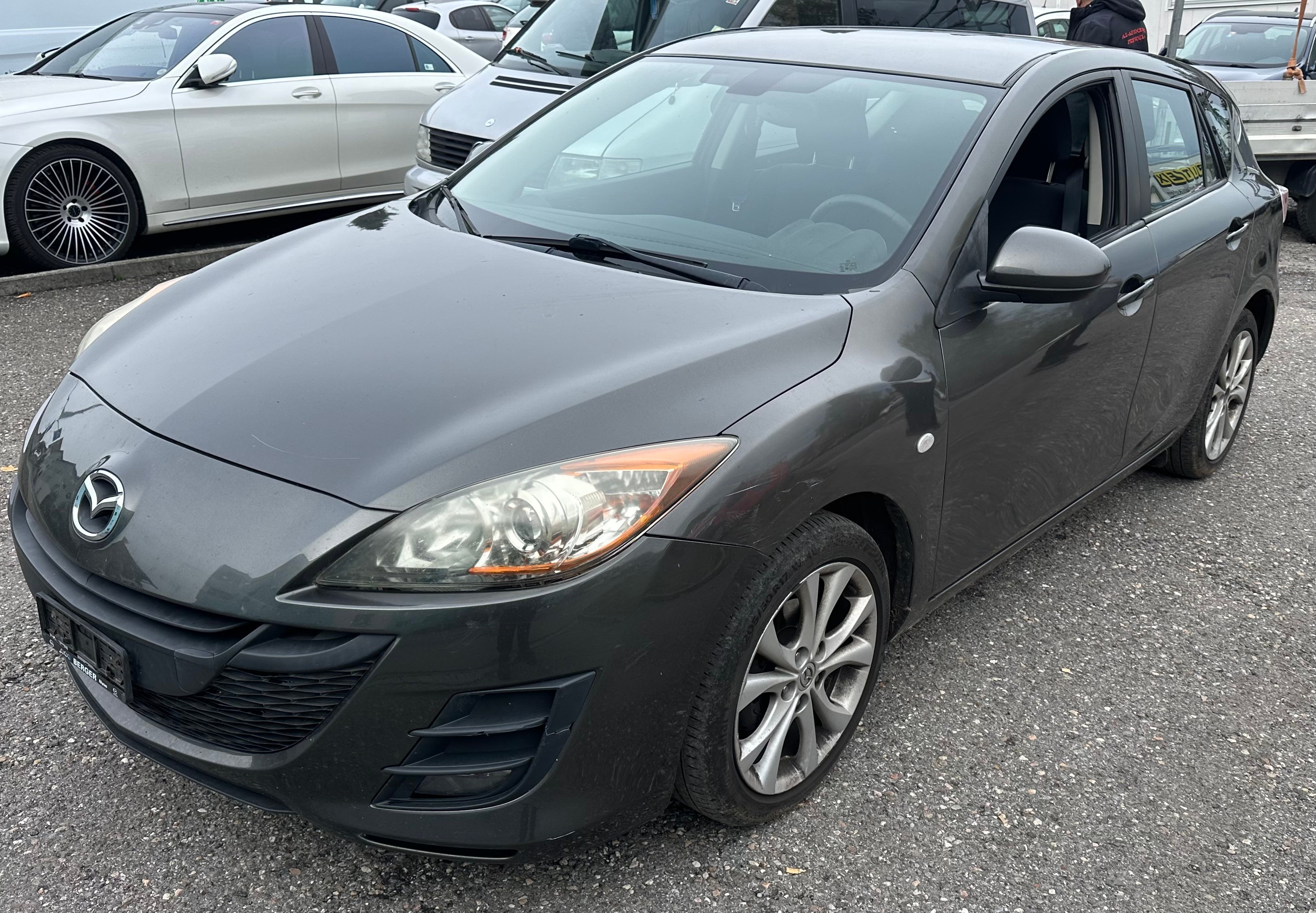 Car photo