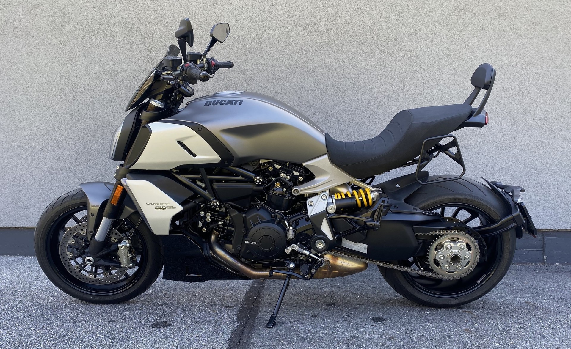 DUCATI Diavel 1260-showroom-element-2