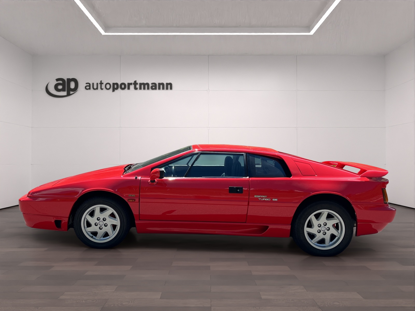 LOTUS Esprit 2.2 Turbo SE-image-3