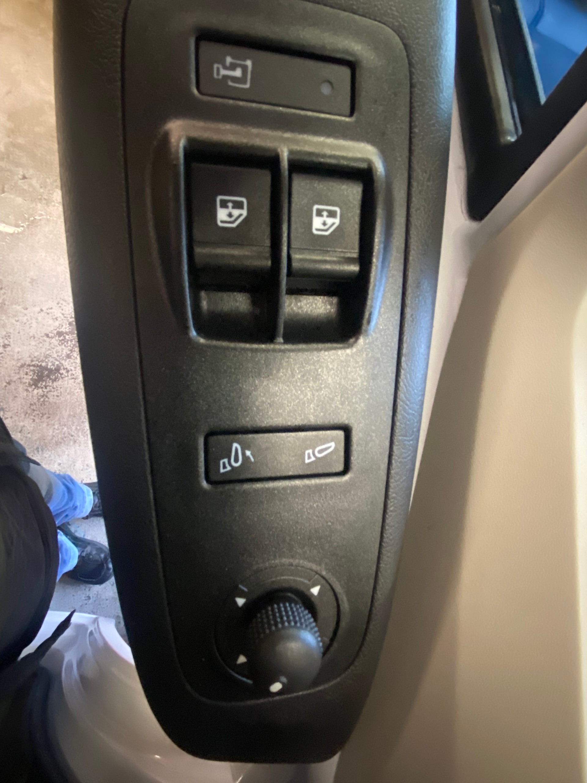 CITROEN Jumper 33 2.2 BlueHDi 140 L2H2-image-9
