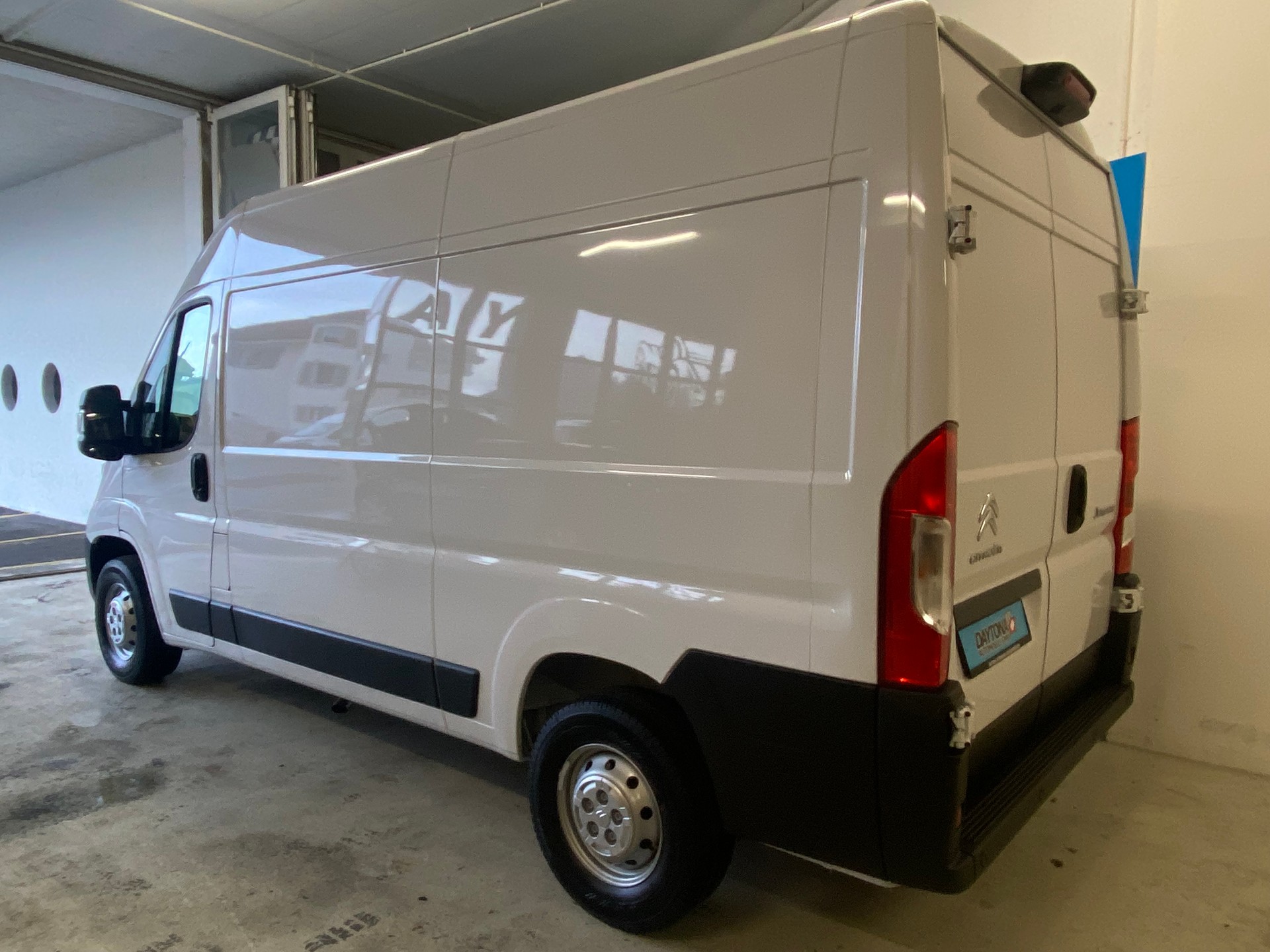CITROEN Jumper 33 2.2 BlueHDi 140 L2H2-image-2
