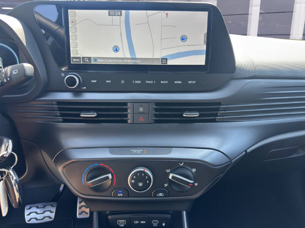 HYUNDAI BAYON 1.0 T-GDi 100 Amplia-image-7