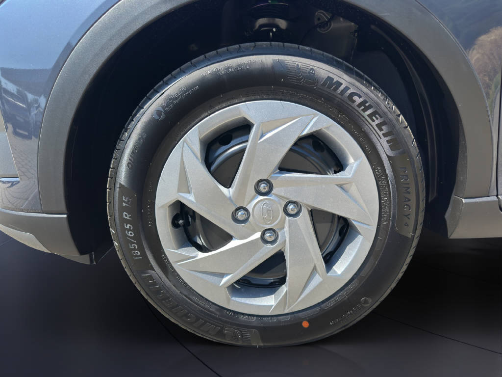 HYUNDAI BAYON 1.0 T-GDi 100 Amplia-image-6