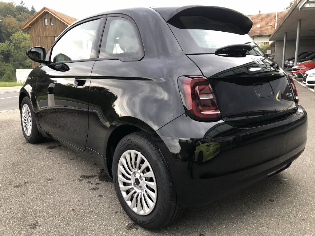 FIAT 500 BEV Cult Edition Limited-showroom-element-2