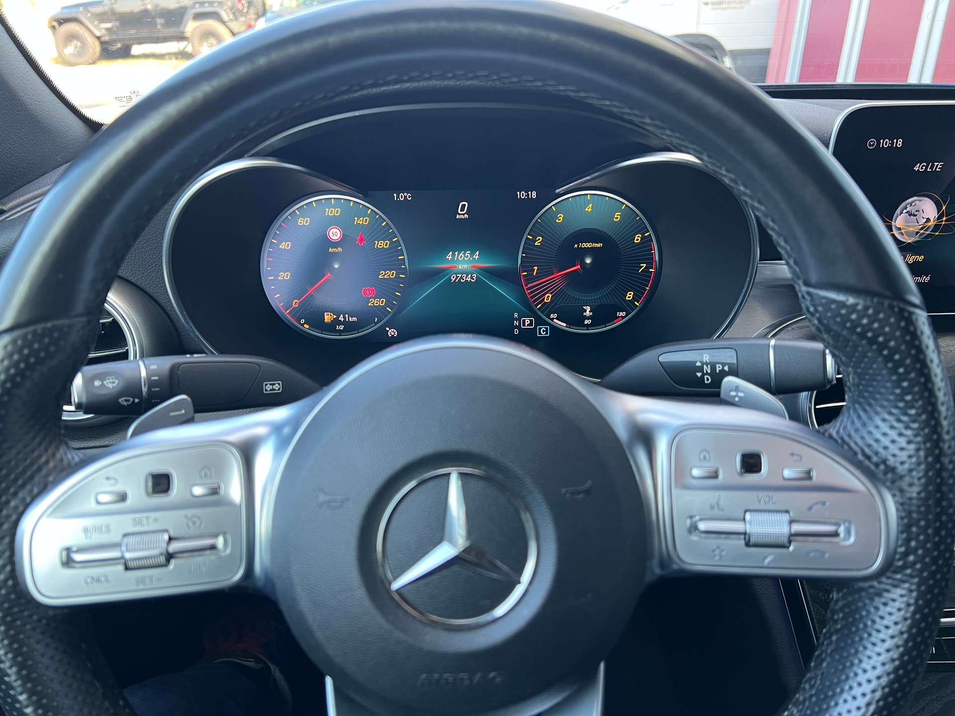 MERCEDES-BENZ C 400 Cabriolet 4Matic 9G-Tronic-image-5