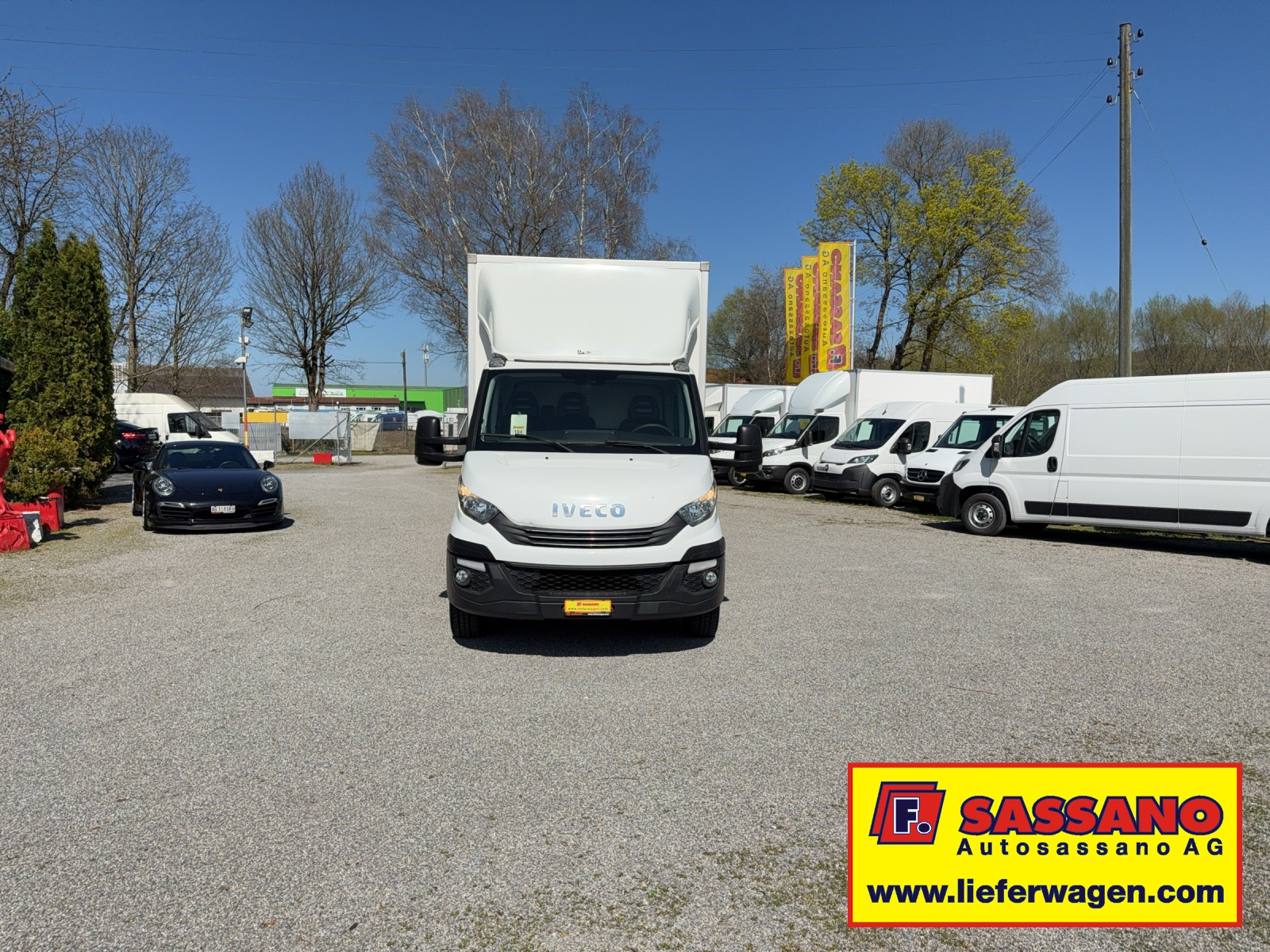 IVECO Daily 35S21 HI-MATIC Koffer mit Hebebühne-image-4
