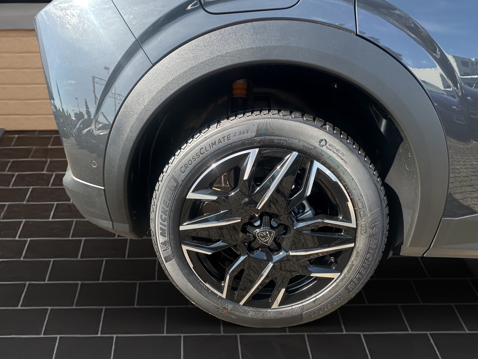 PEUGEOT 3008 NEW 145 e-DCS Allure-image-10