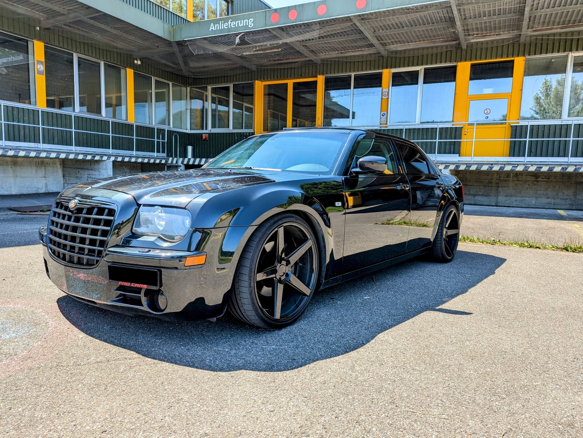 CHRYSLER Chrysler 300C 5.7 HEMI V8 360 PS