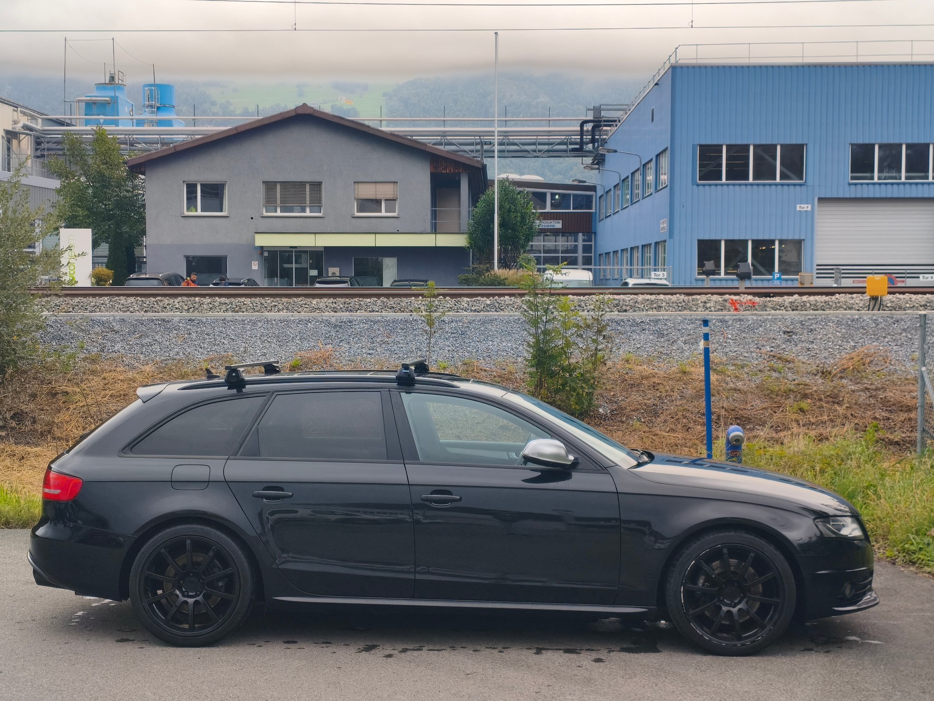 AUDI S4 Avant 3.0 TFSI quattro S-tronic-image-4