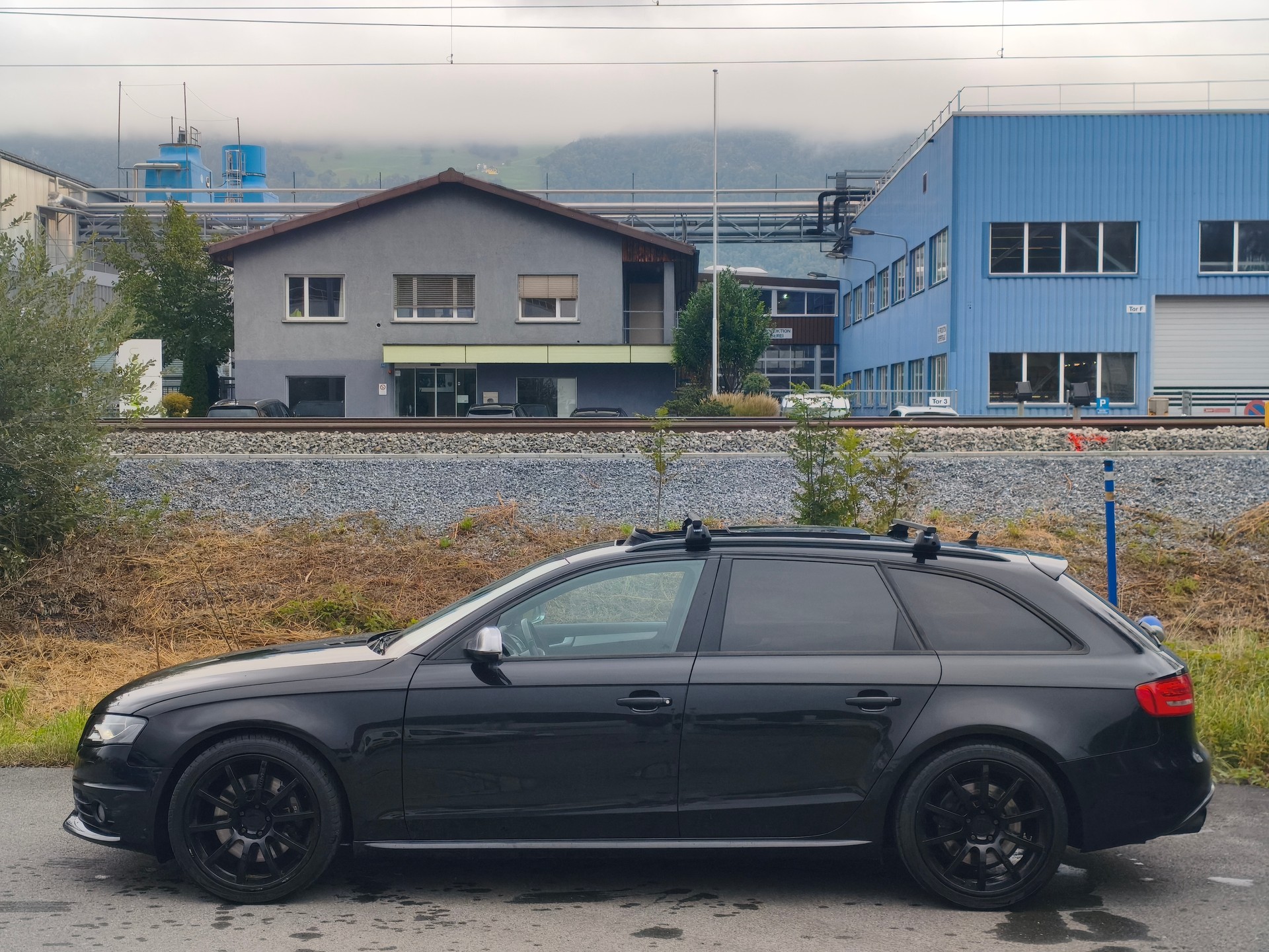 AUDI S4 Avant 3.0 TFSI quattro S-tronic-image-9