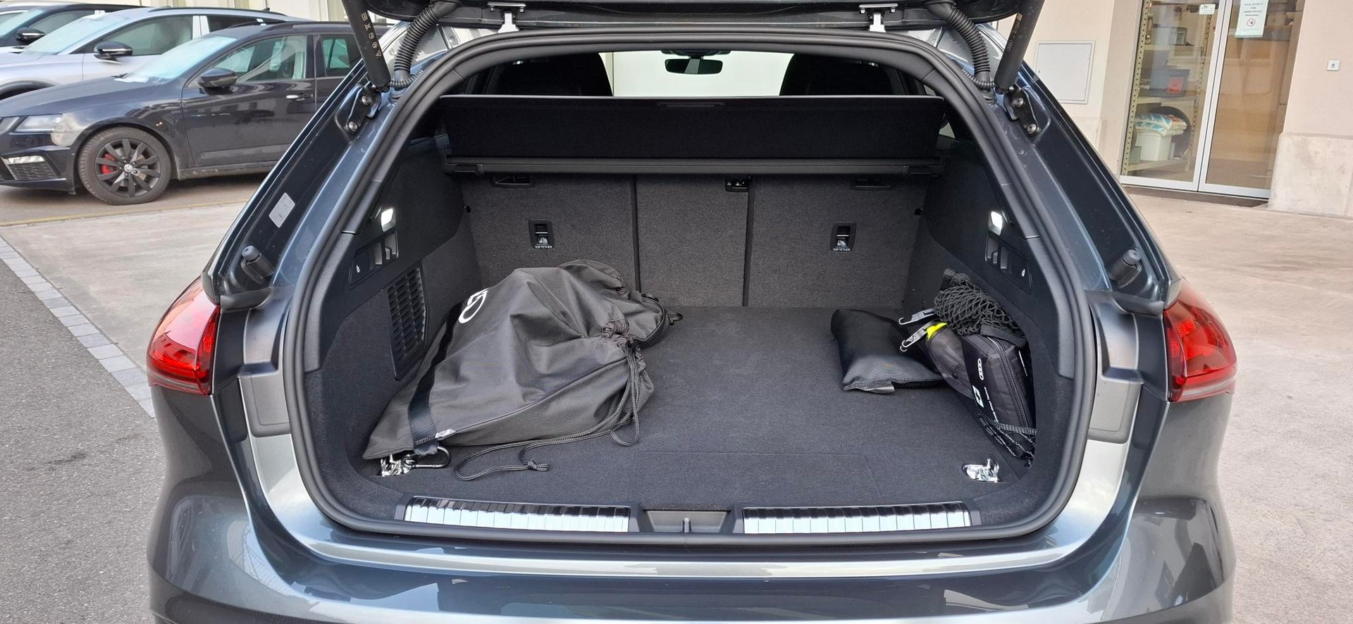 AUDI A5 Avant e-hybrid quattro 270 kW S tronic-image-8