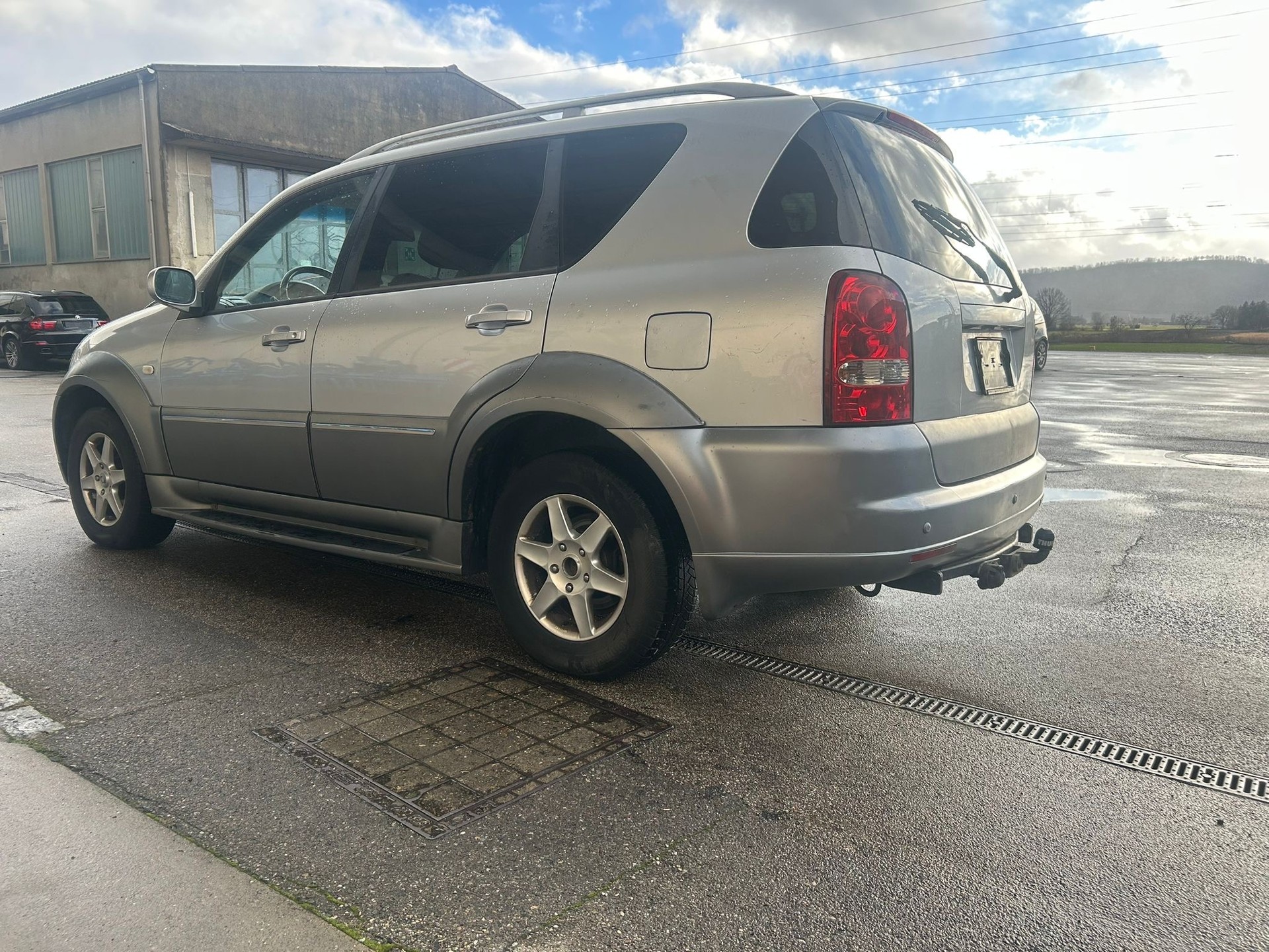 KGM-SsangYong Rexton RX 270 Xdi Deluxe Automatic-image-2