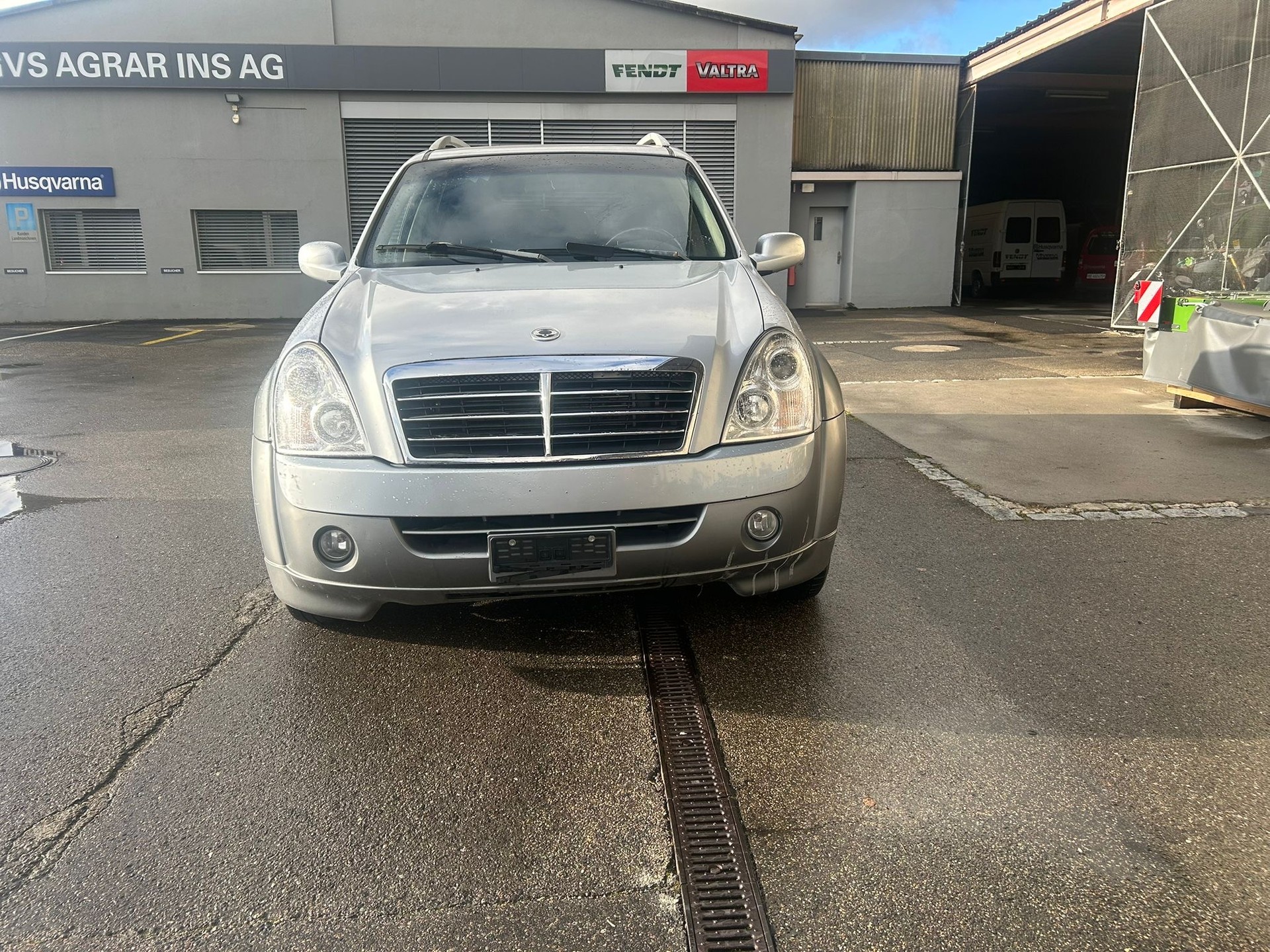 KGM-SsangYong Rexton RX 270 Xdi Deluxe Automatic-image-0