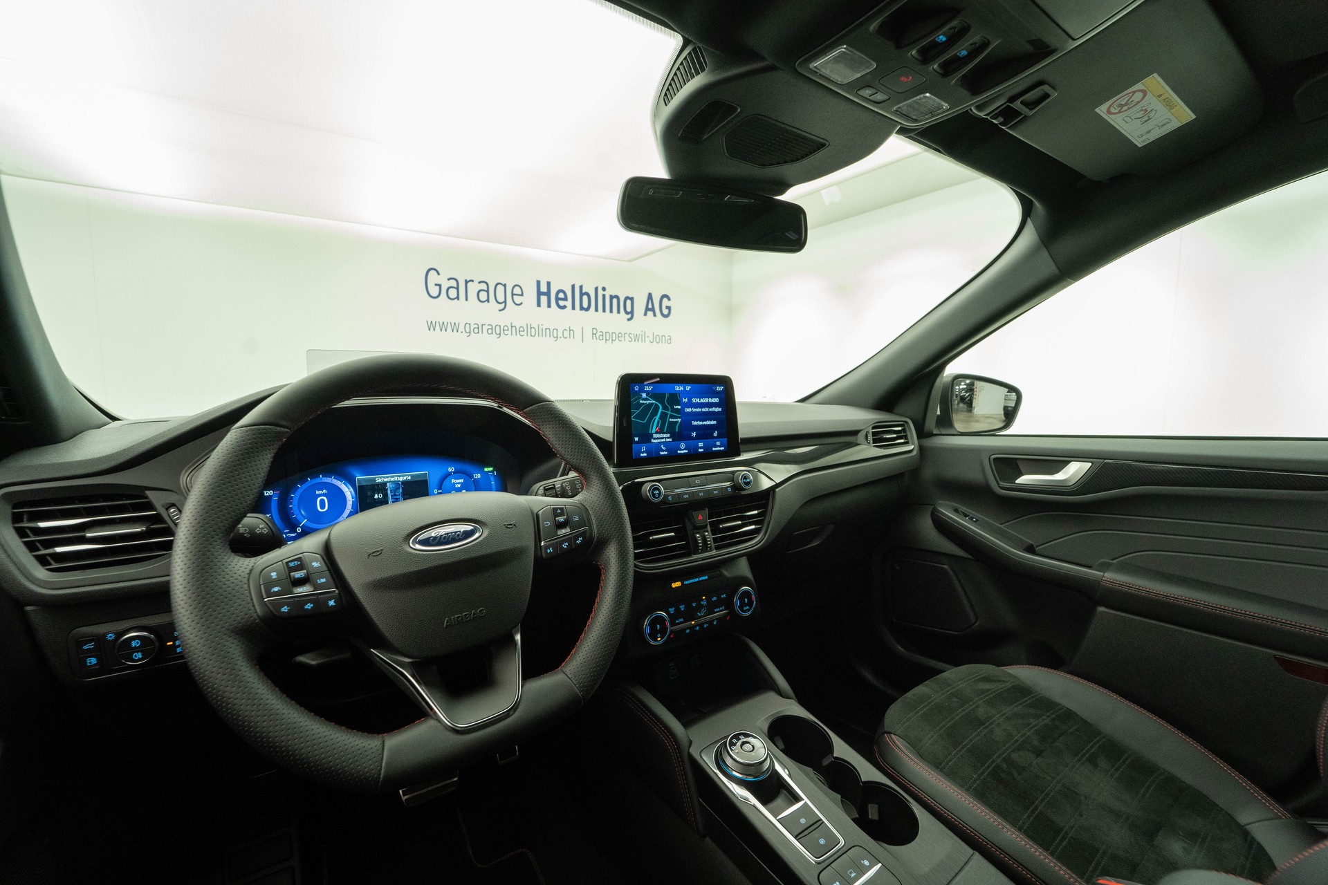 FORD Kuga 2.5 Plug-in Hybrid ST-Line X-image-6
