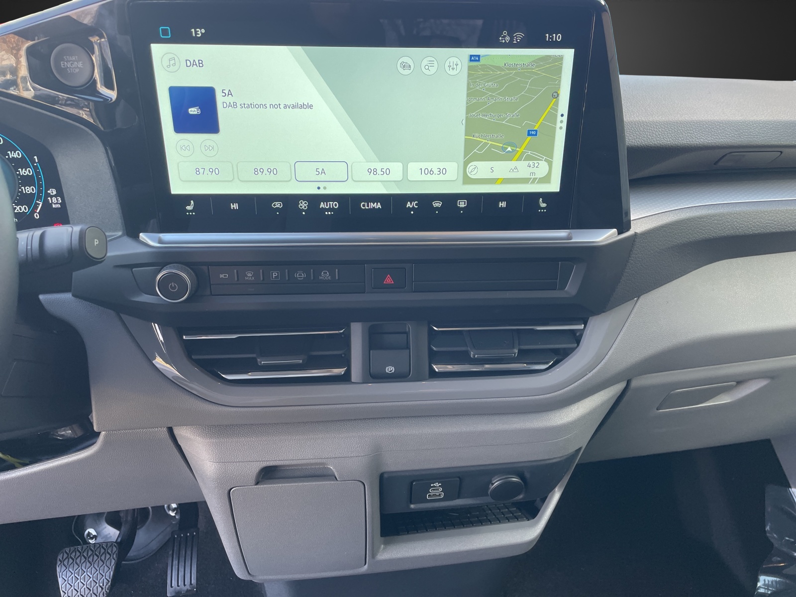 VW Caravelle 2.0 TDI Style LWB 4 Motion Aut 8-image-11