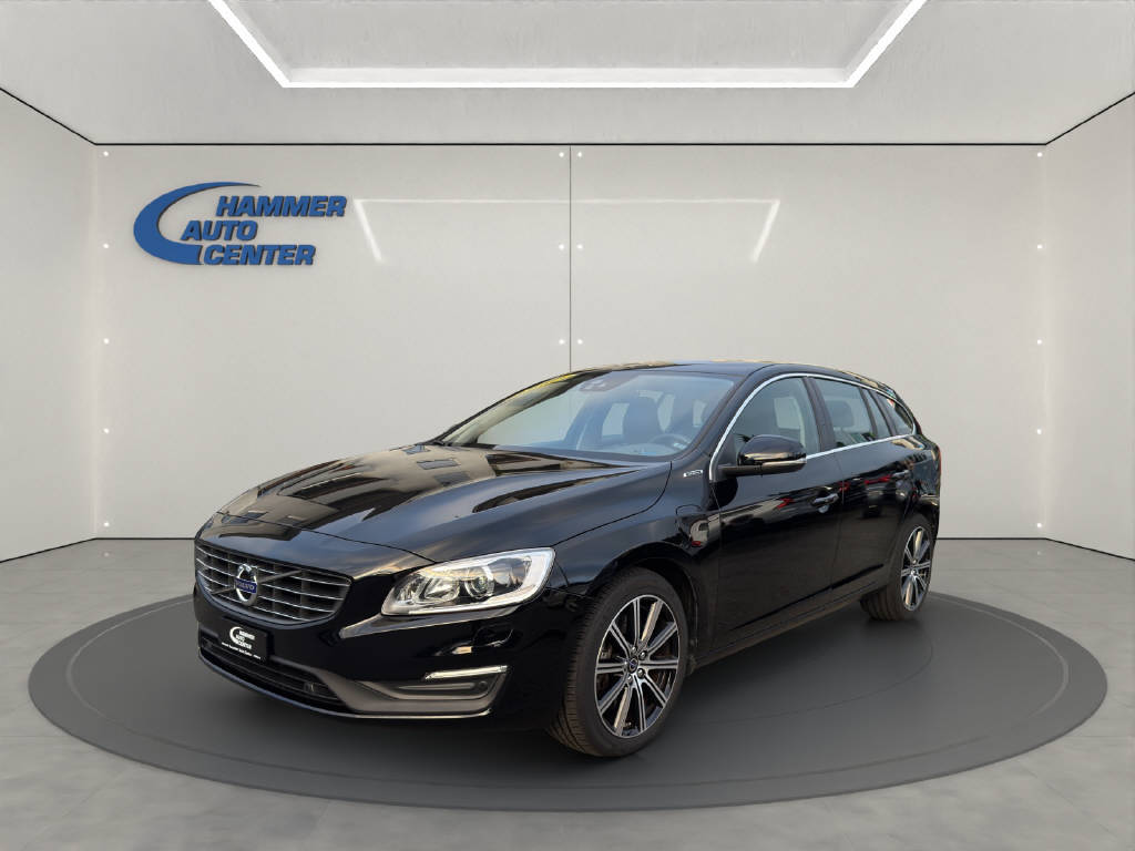 VOLVO V60 2.4 D6 TE Momentum Pl.Hyb.-image-0