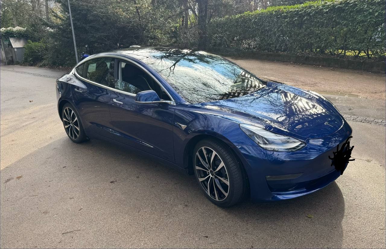 TESLA Model 3 Long Range Dual Motor AWD-image-1
