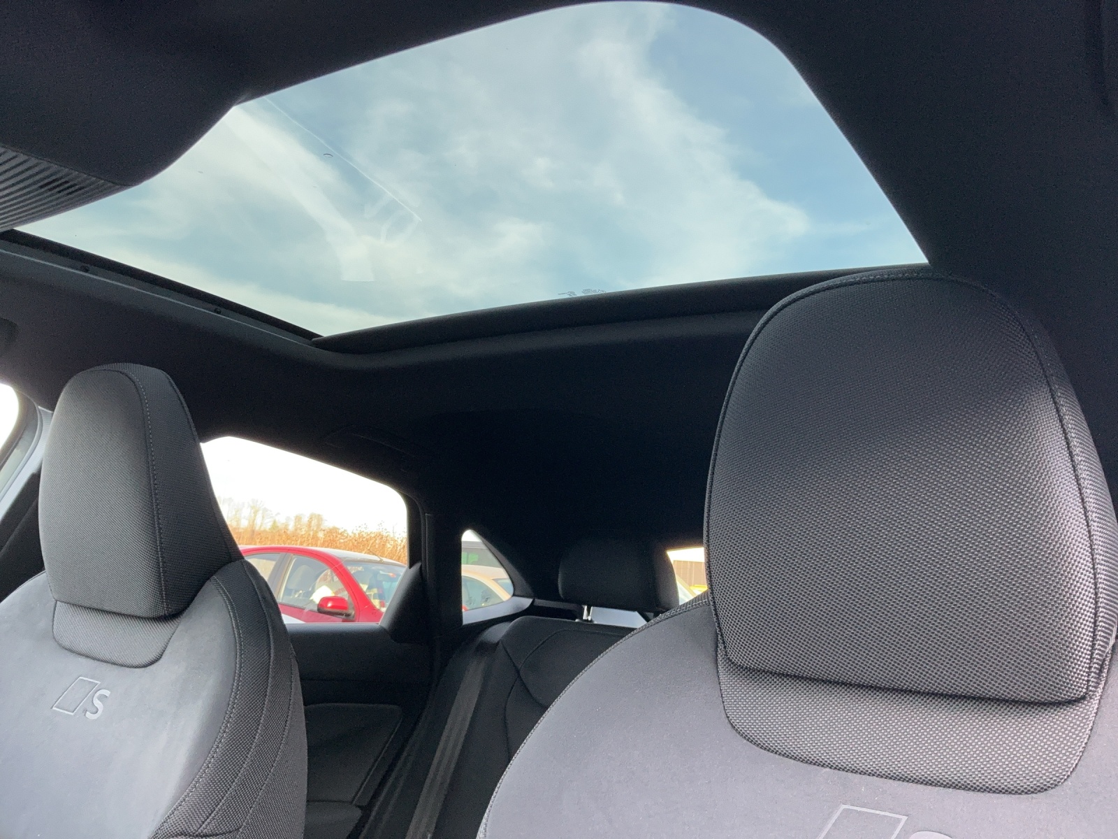AUDI Q3 Sportback TFSI quattro 150 kW S tronic-image-14