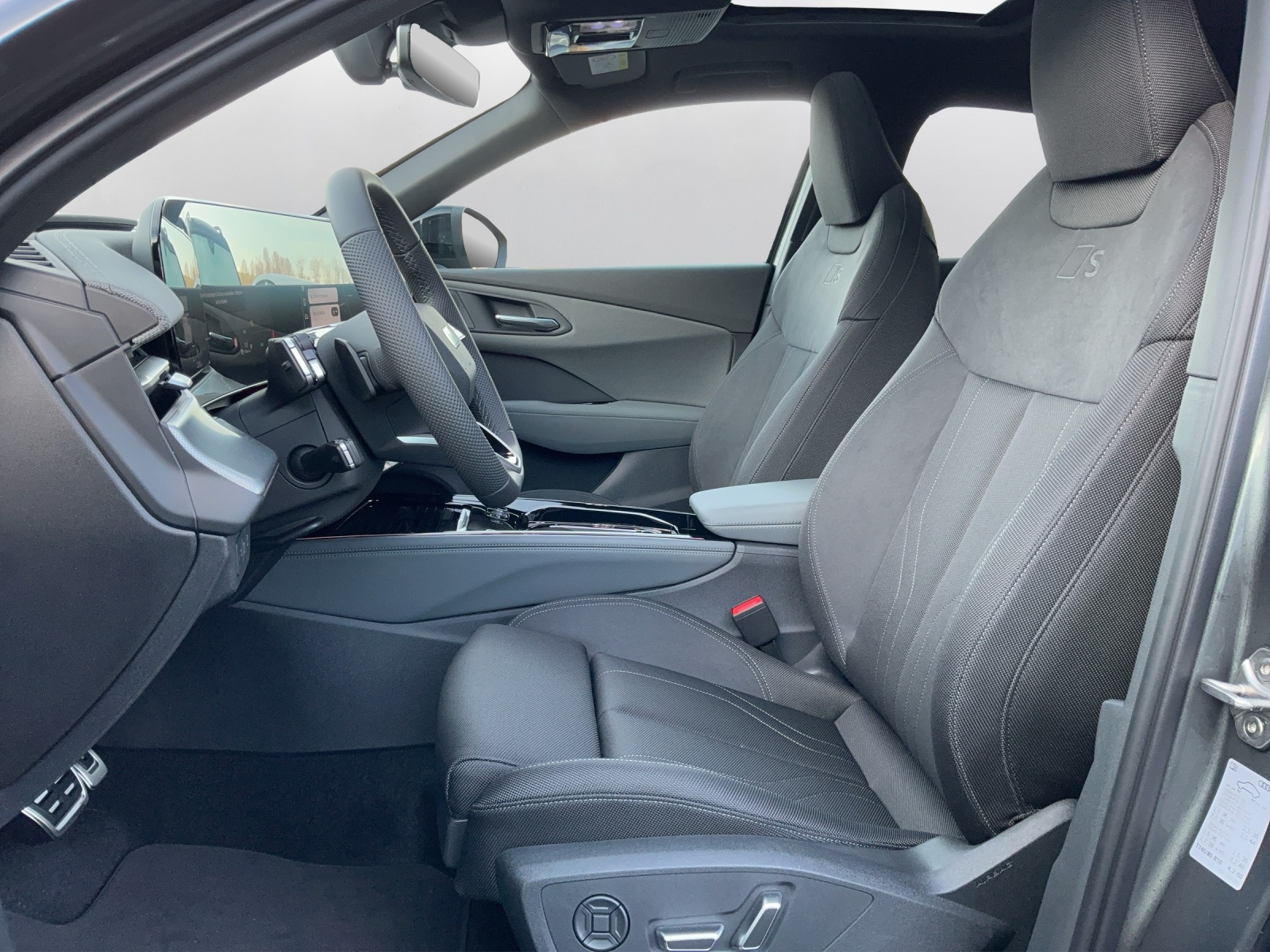 AUDI Q3 Sportback TFSI quattro 150 kW S tronic-image-9
