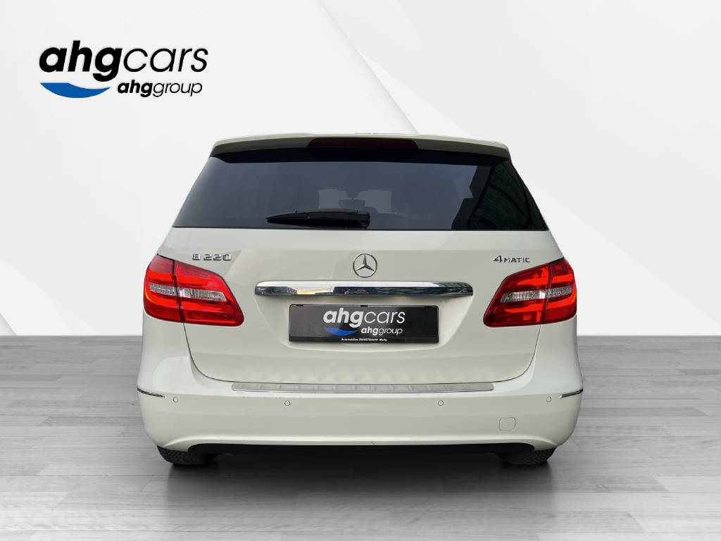 MERCEDES-BENZ B 220 4Matic 7G-DCT-image-3