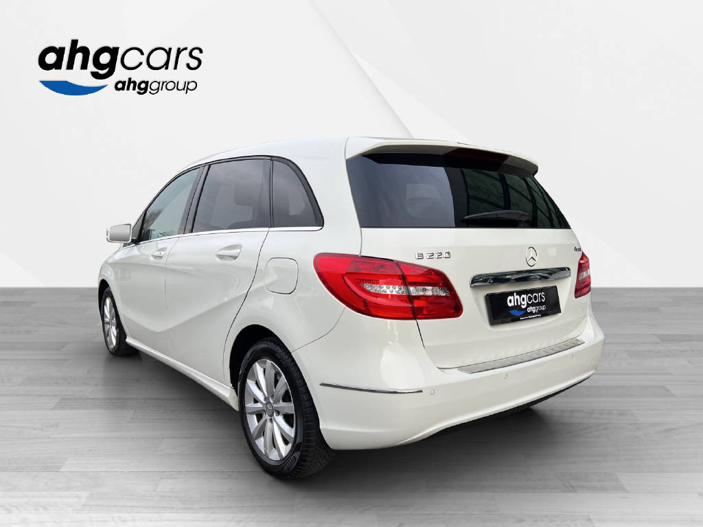MERCEDES-BENZ B 220 4Matic 7G-DCT-image-2