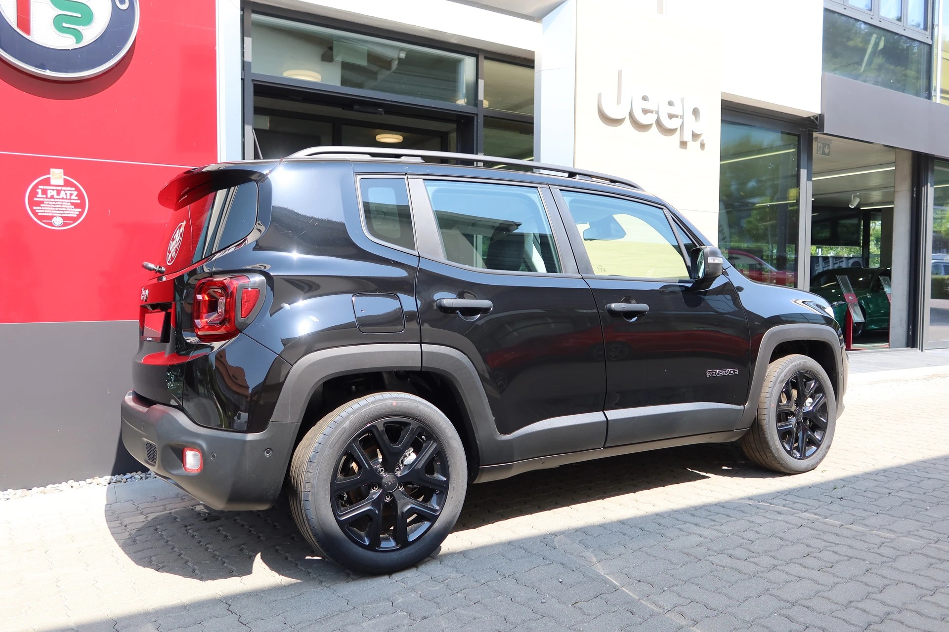 JEEP Renegade 1.5 MHEV Summit-image-4