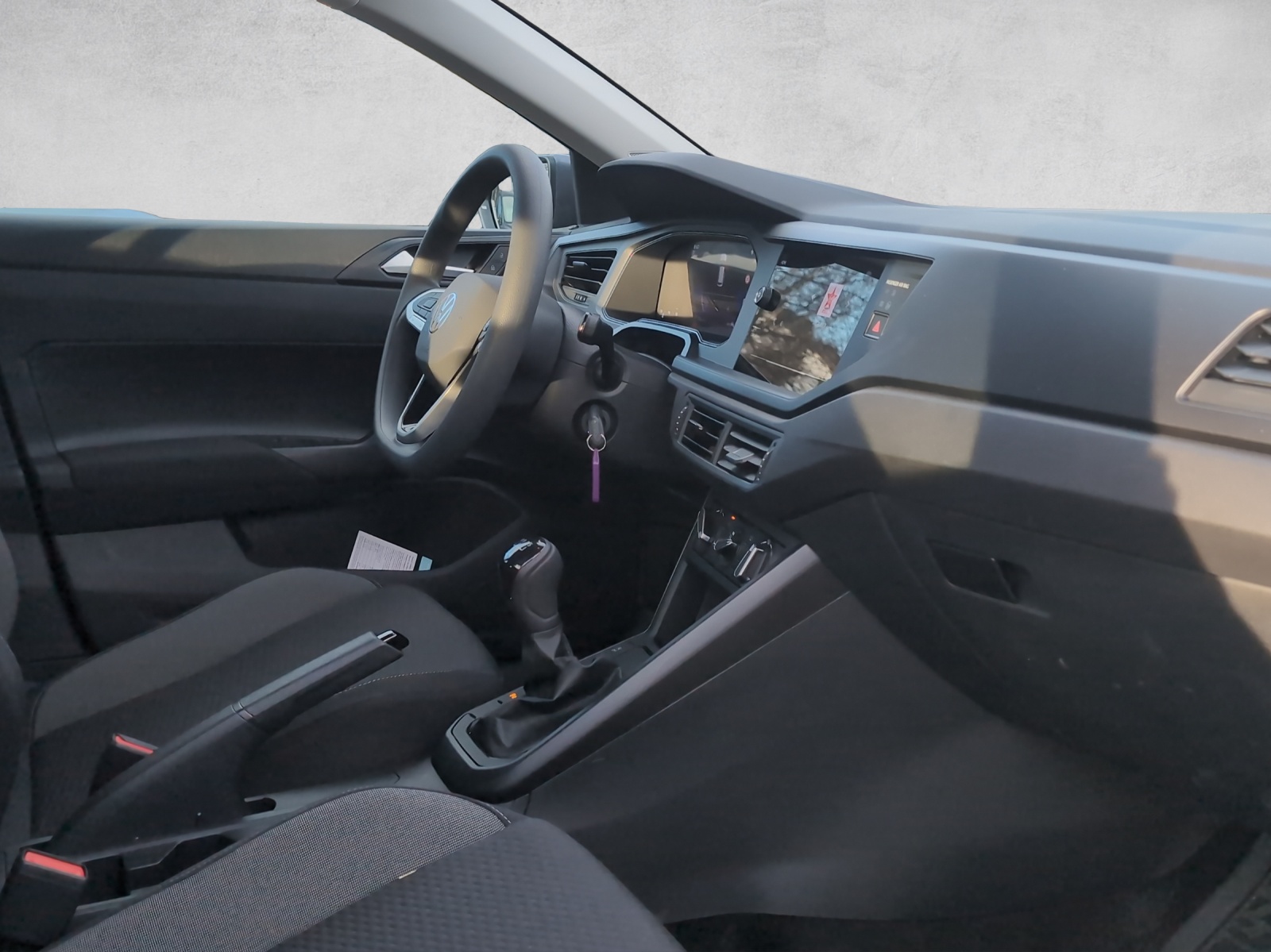 VW Polo 1.0 TSI Basis-image-12