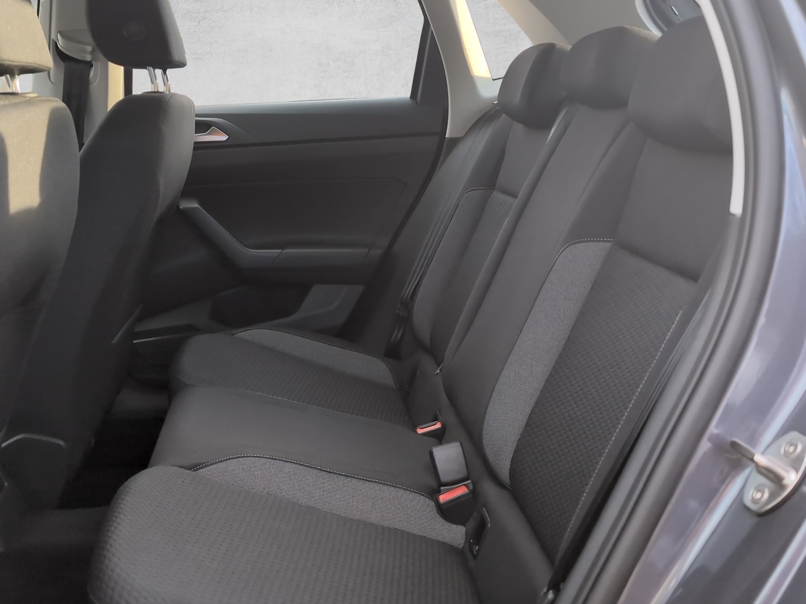 VW Polo 1.0 TSI Basis-image-9
