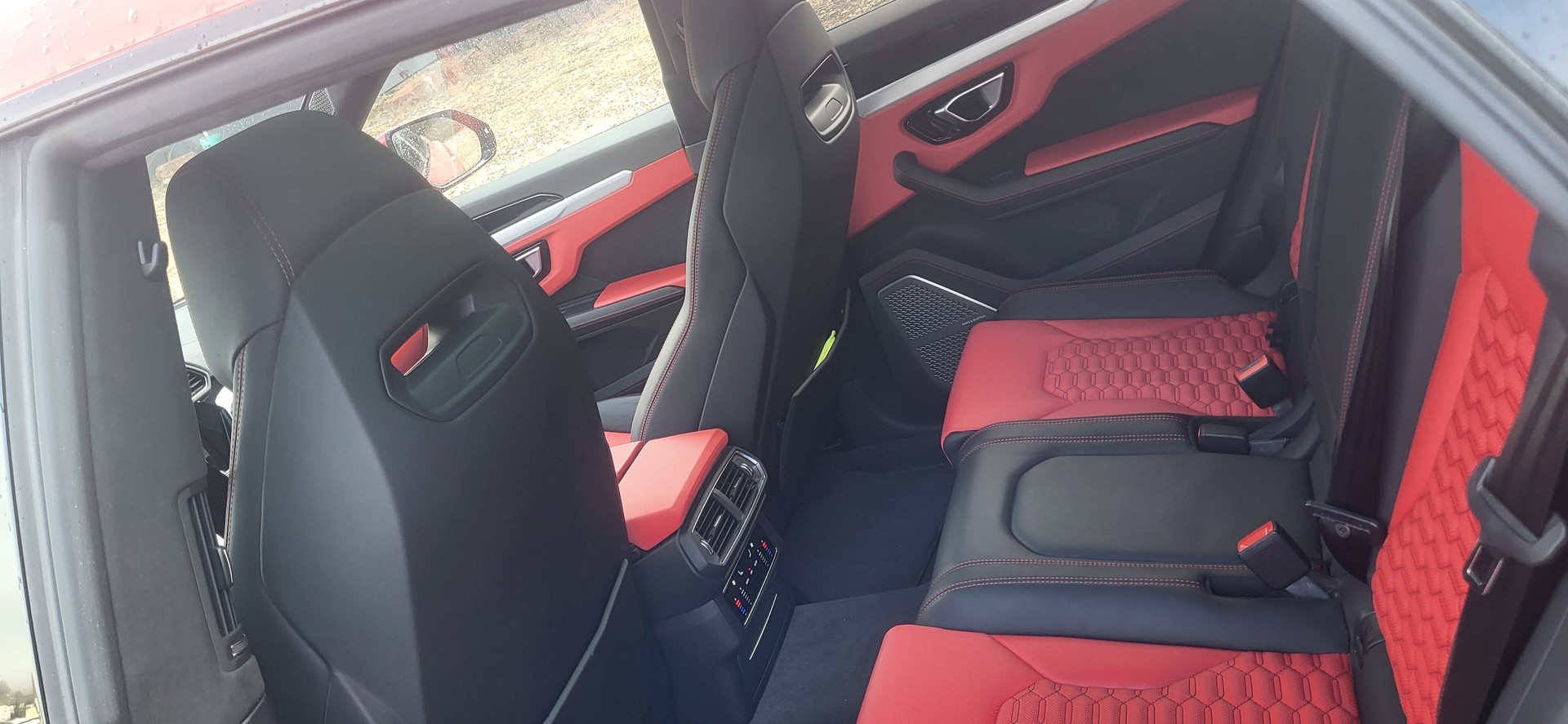 LAMBORGHINI Urus E-Gear-image-11