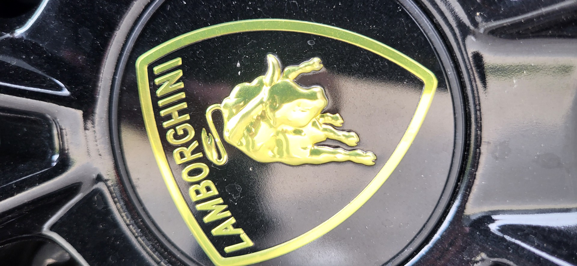 LAMBORGHINI Urus E-Gear-image-8