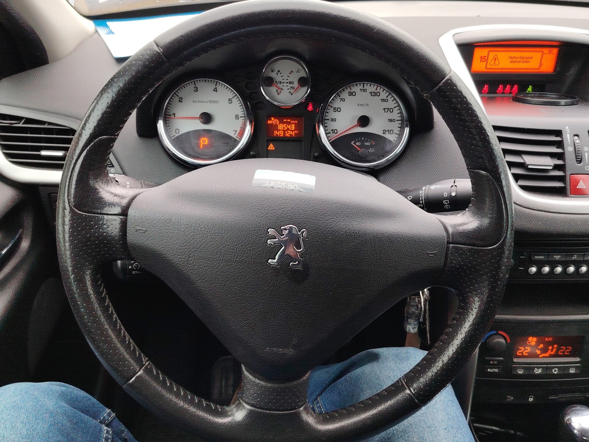 PEUGEOT 207 1.6 16V Sport Automatic-image-10