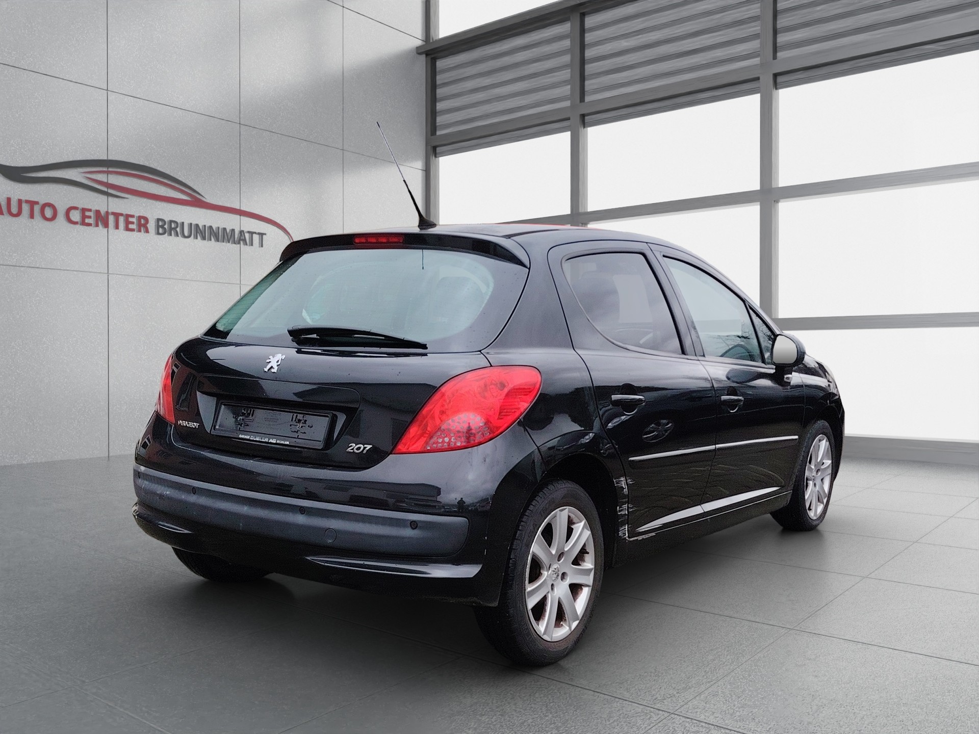 PEUGEOT 207 1.6 16V Sport Automatic-image-4