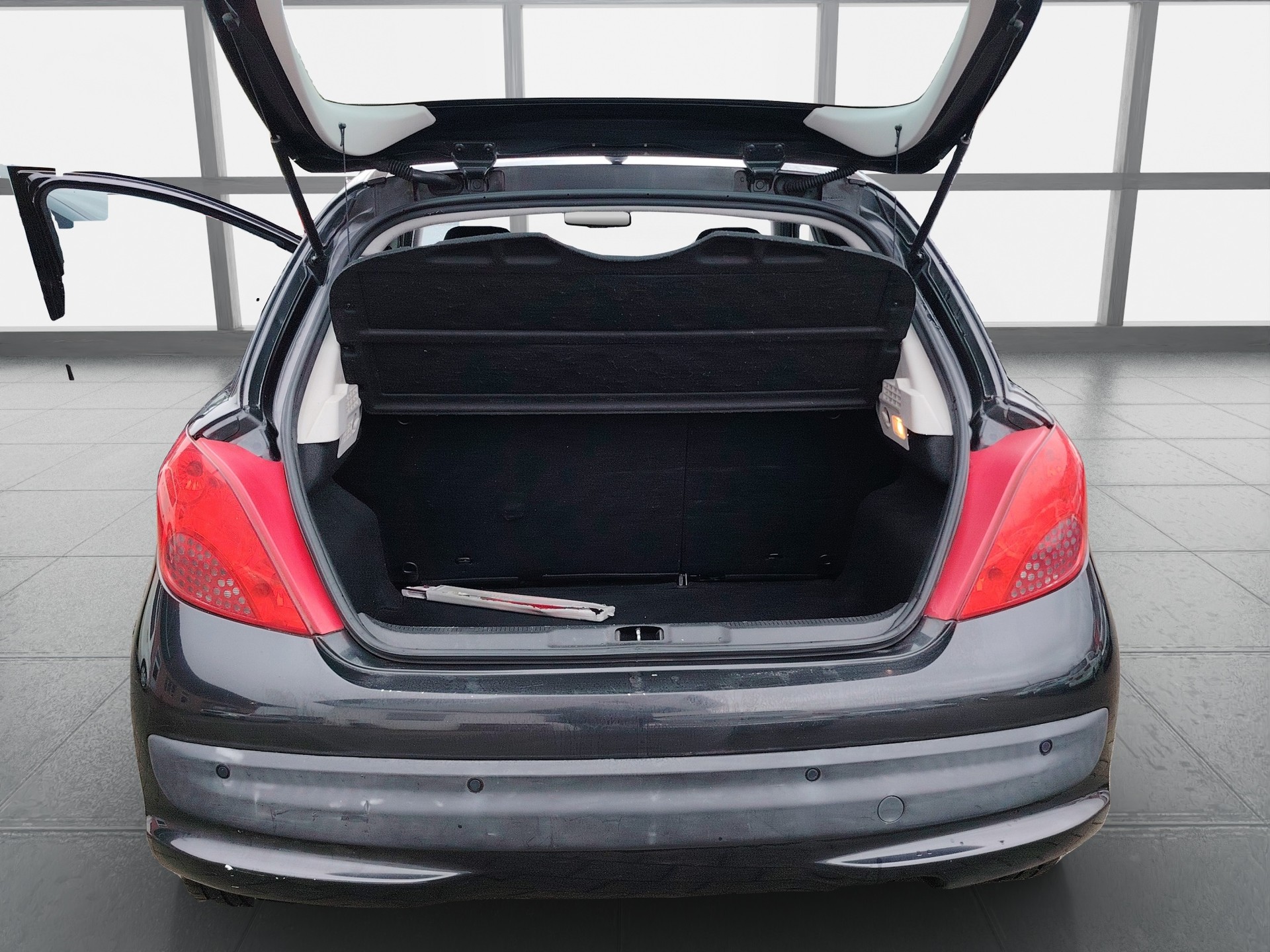 PEUGEOT 207 1.6 16V Sport Automatic-image-12
