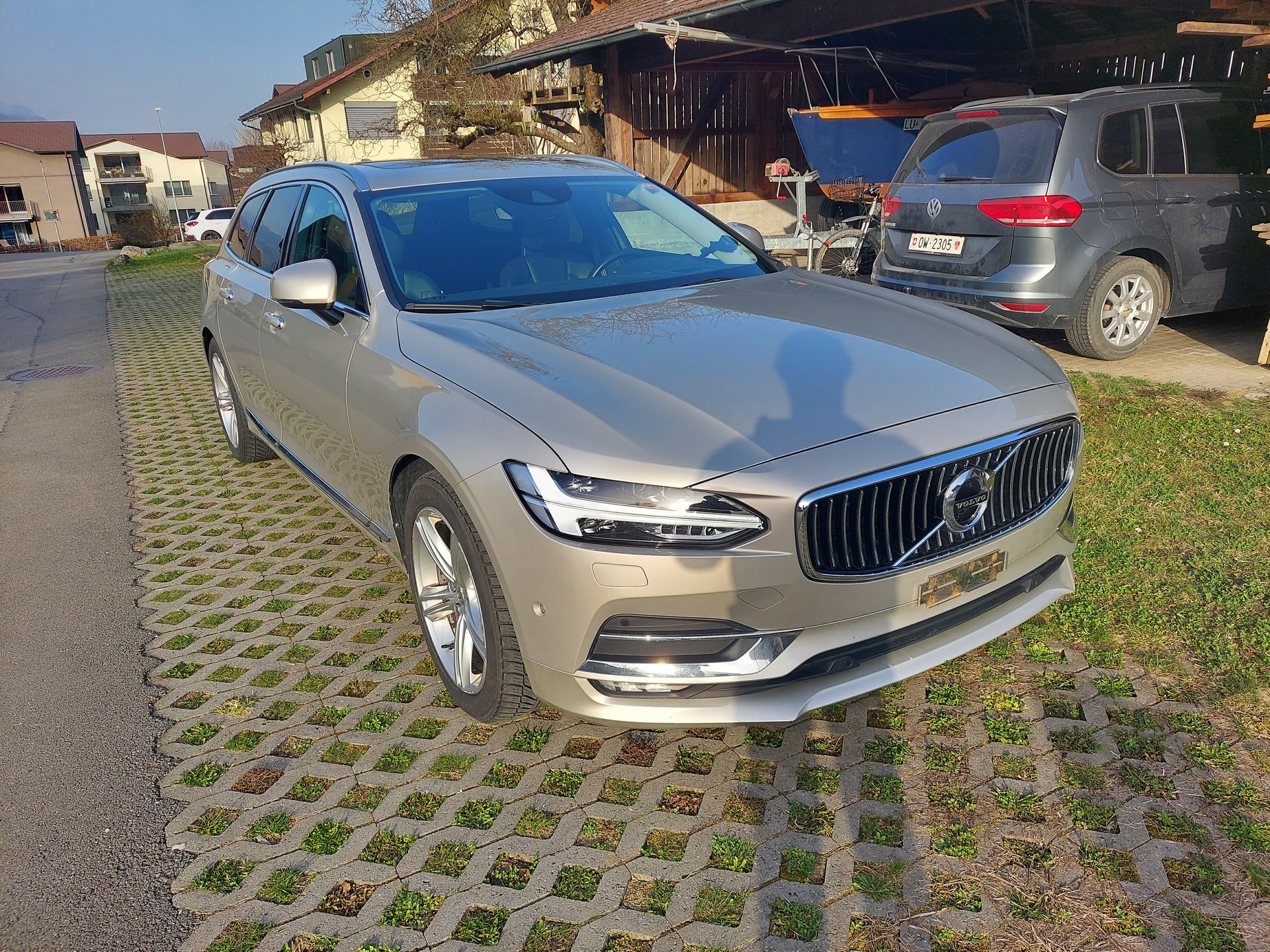VOLVO V90 D4 Inscription Geartronic-image-1