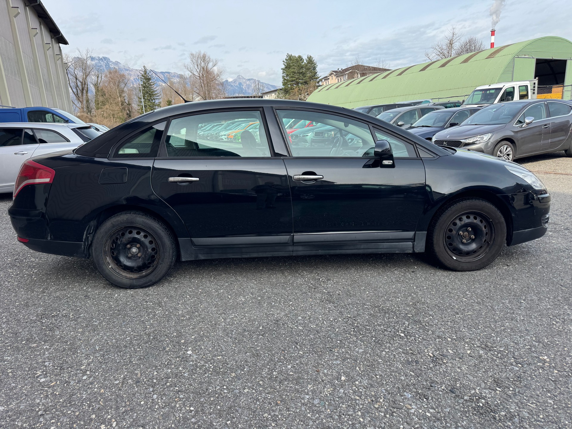 CITROEN C4 Berline 1.6 HDi Séduction Sedan-image-7