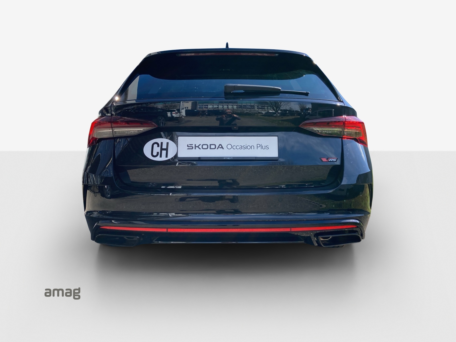 SKODA Octavia Combi 2.0 TSI DSG RS-image-3