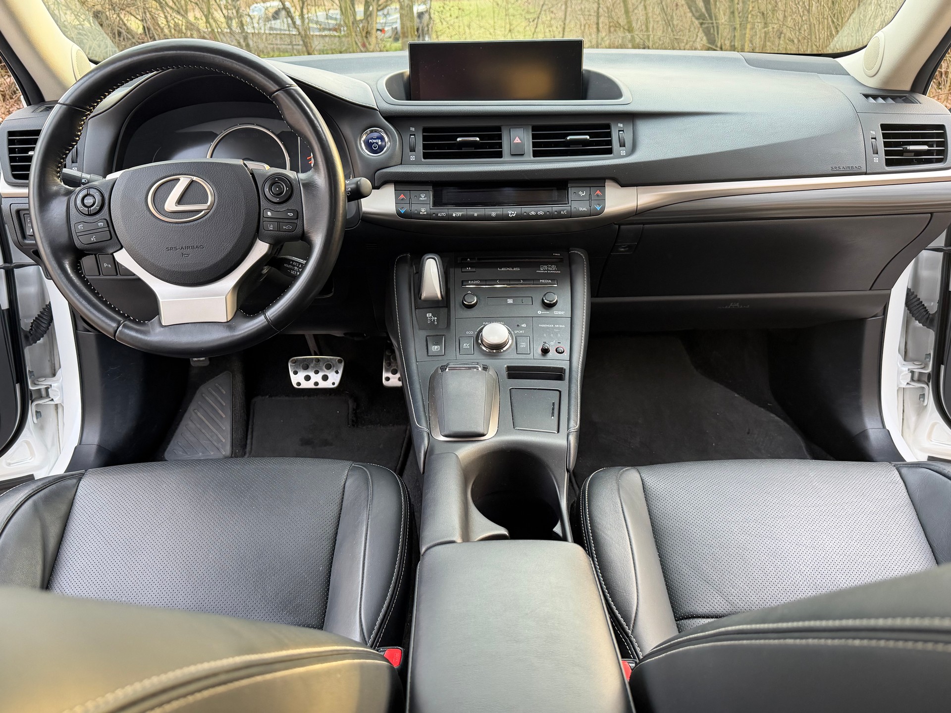 LEXUS CT 200h 1.8 excellence CVT-image-11