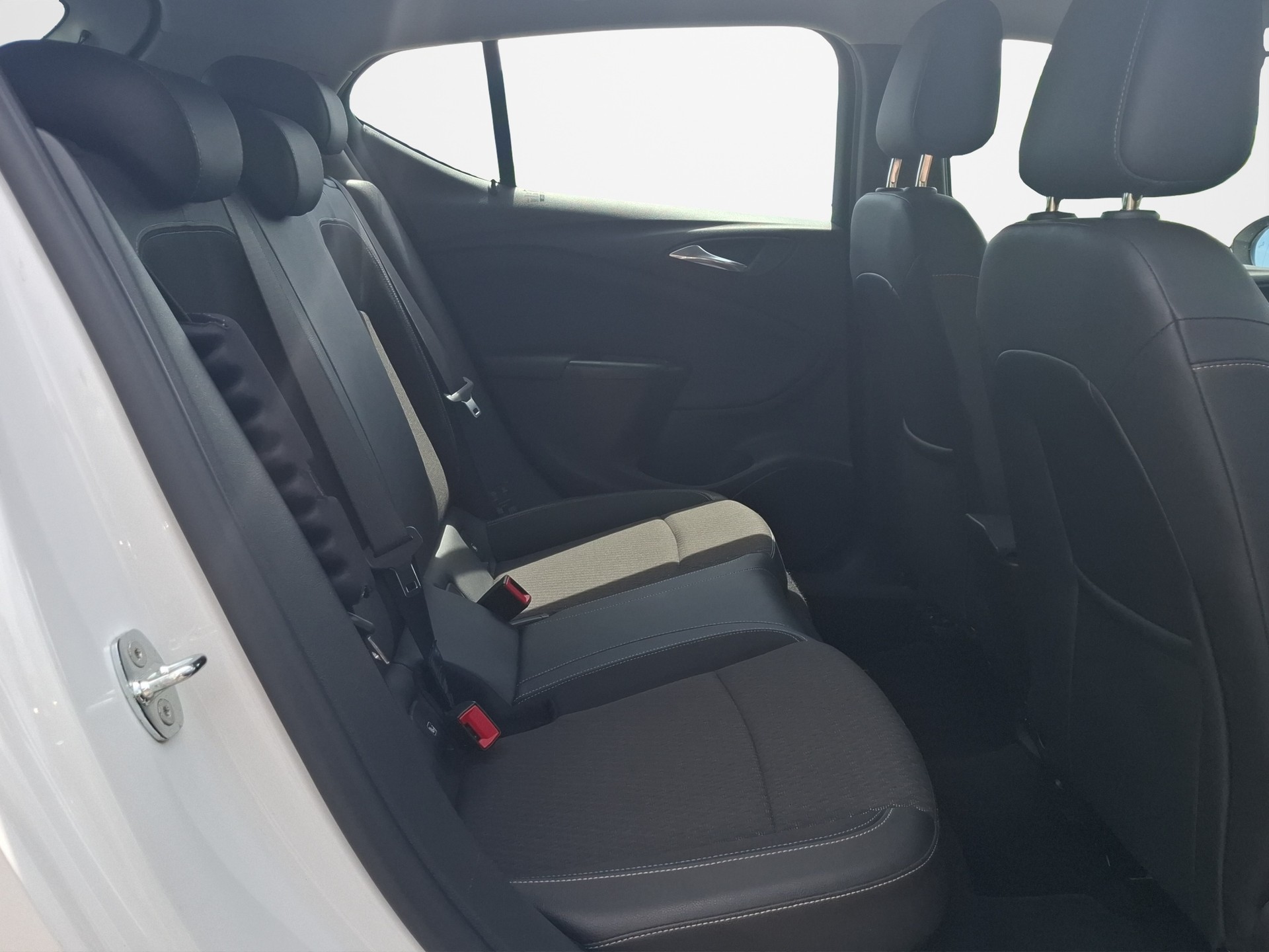 OPEL Astra 1.0i Turbo Excellence-image-10