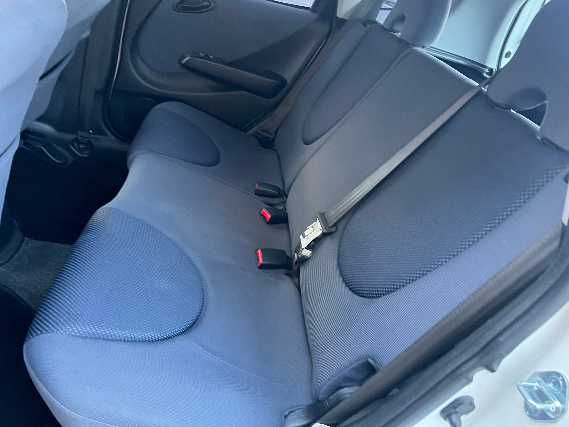 HONDA Jazz 1.4 Automatique-image-9