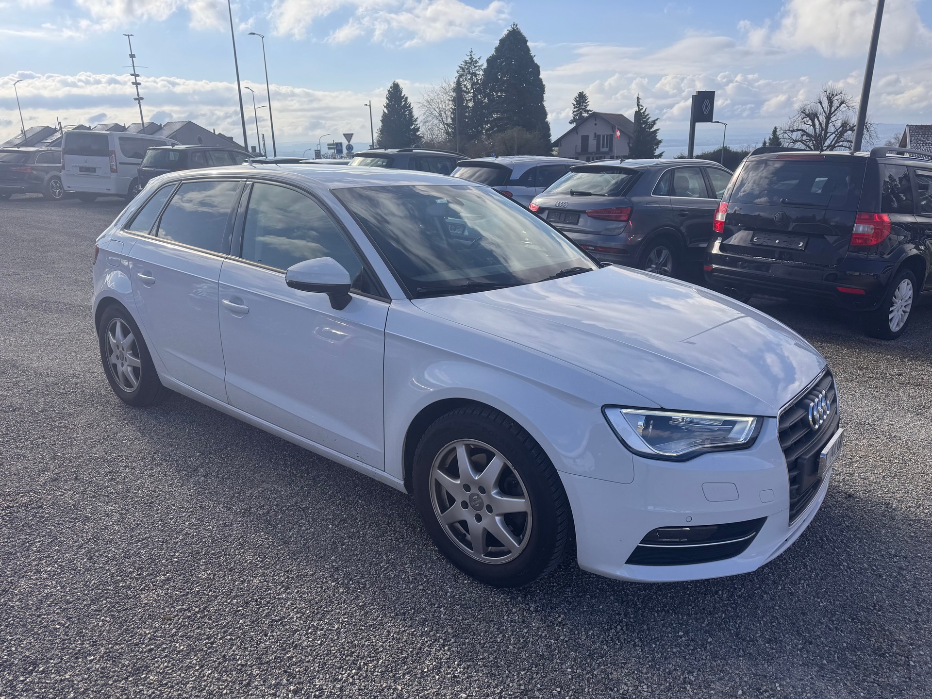 AUDI A3 Sportback 1.4 TFSI Ambition-image-1