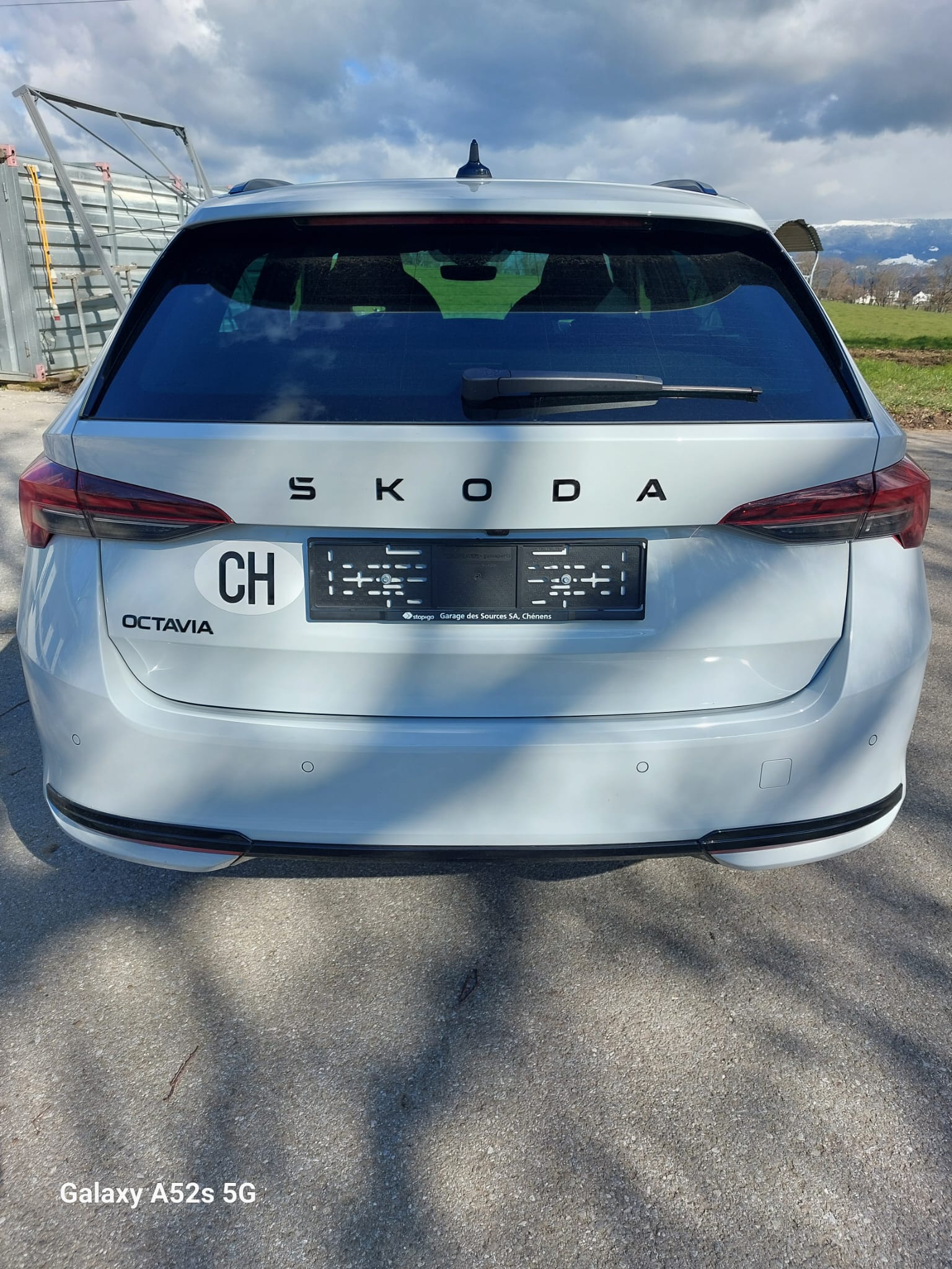 SKODA Octavia Combi 1.5 TSI mHEV DSG Sport Line-image-3