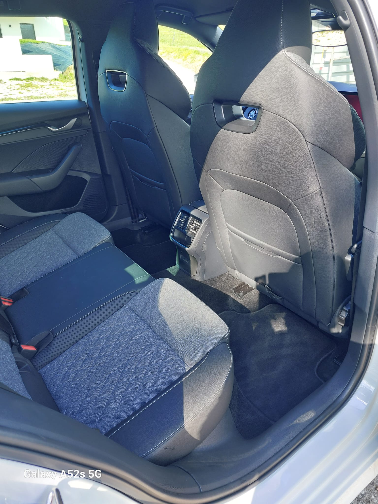 SKODA Octavia Combi 1.5 TSI mHEV DSG Sport Line-image-6