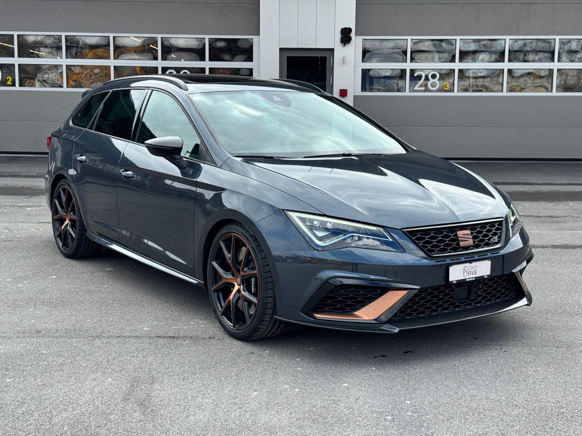 SEAT Leon ST 2.0TSI Cupra R340 4Drive DSG-image-0
