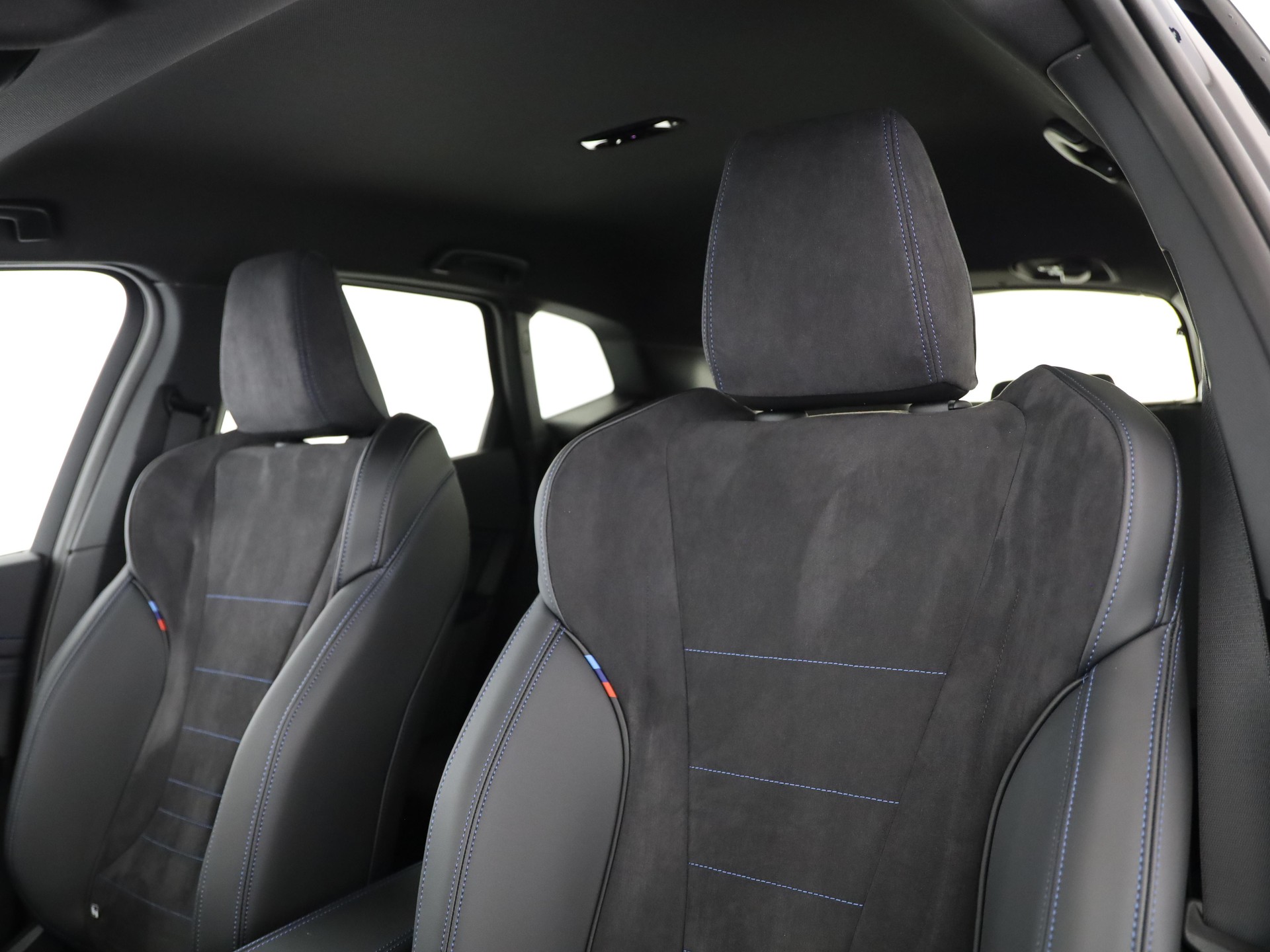 BMW 223i xDrive SDKG Active Tourer-image-11