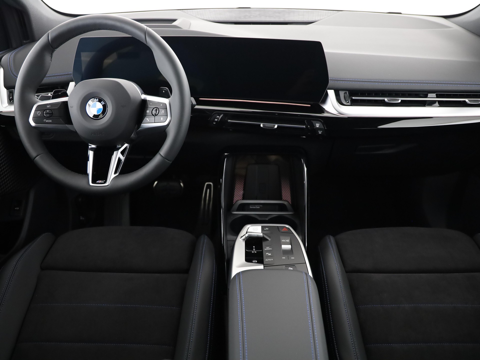 BMW 223i xDrive SDKG Active Tourer-image-18