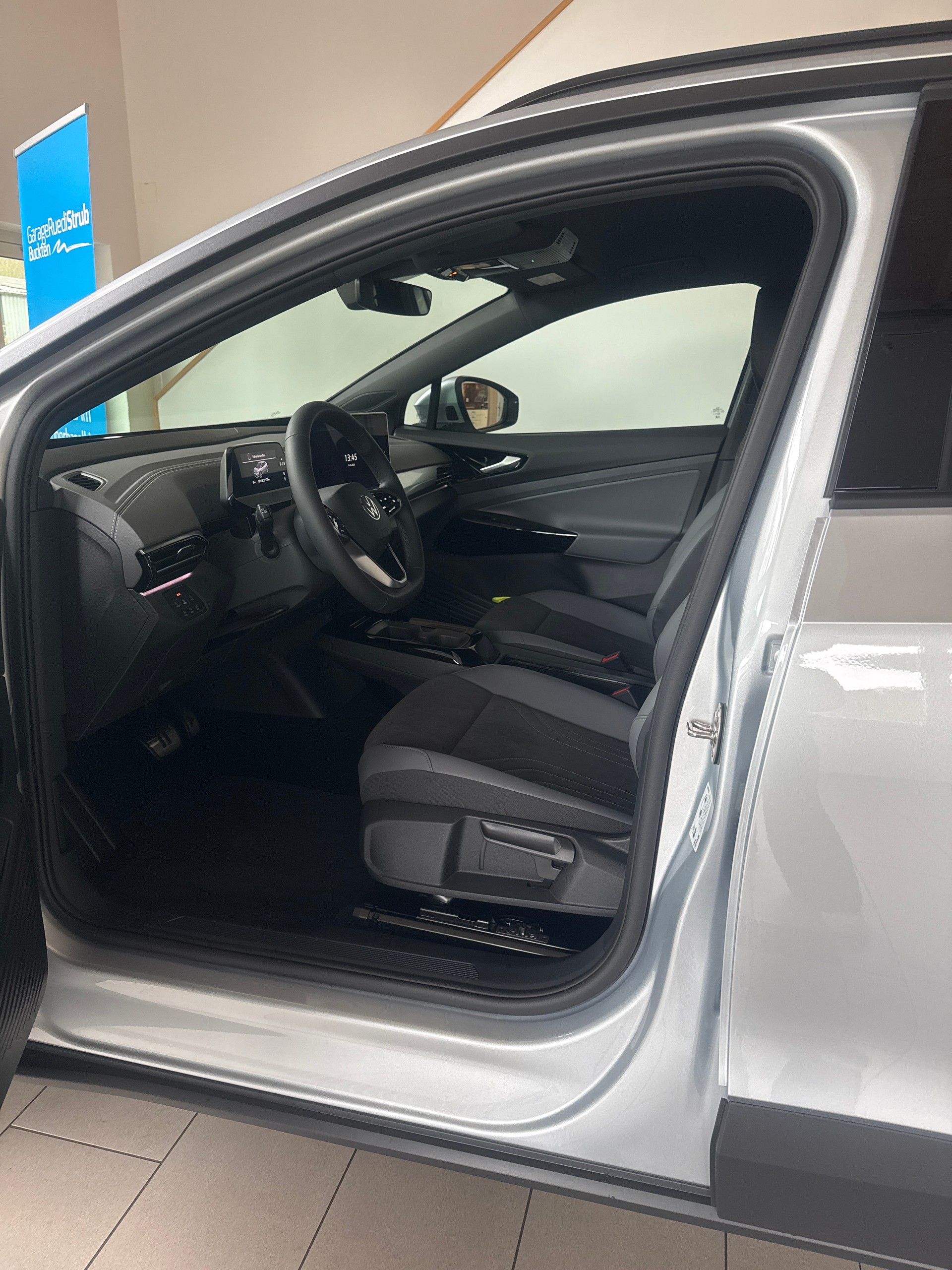 VW ID.4 Pro United 4motion-image-3