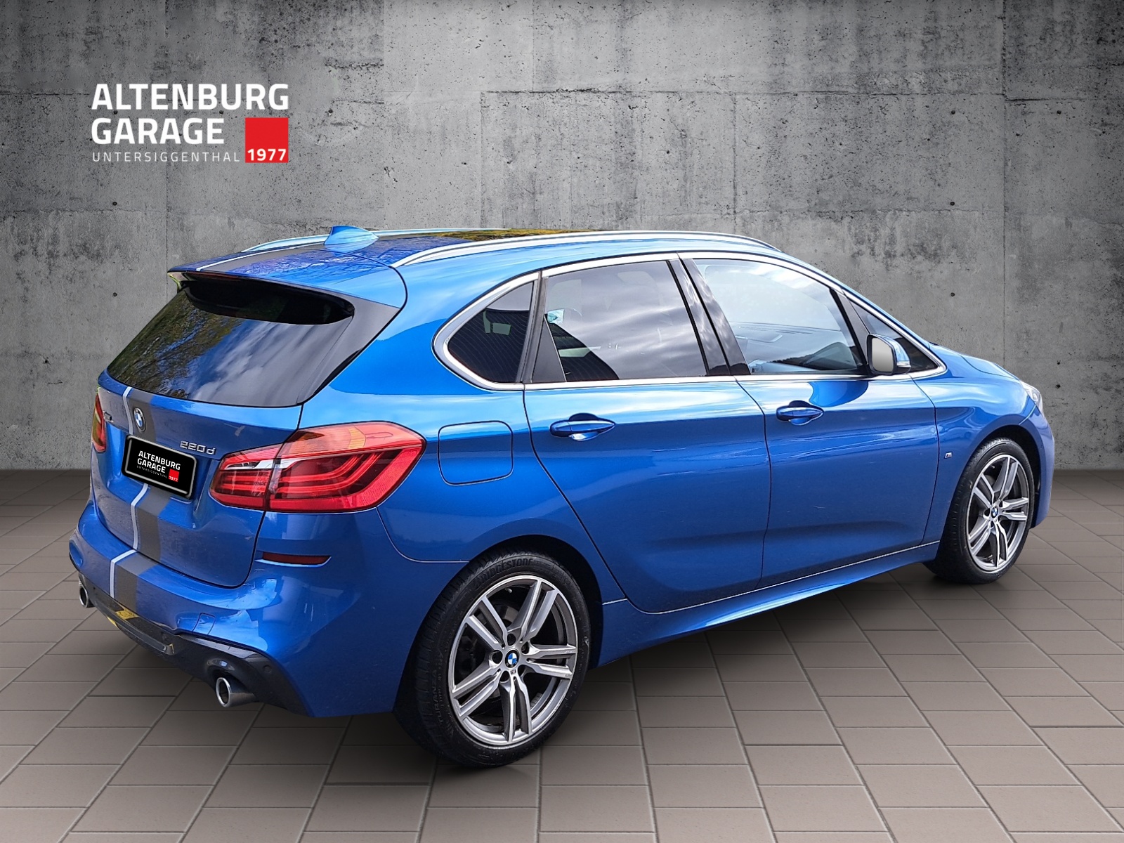 BMW 220d xDrive Active Tourer Steptronic M Sport-image-7