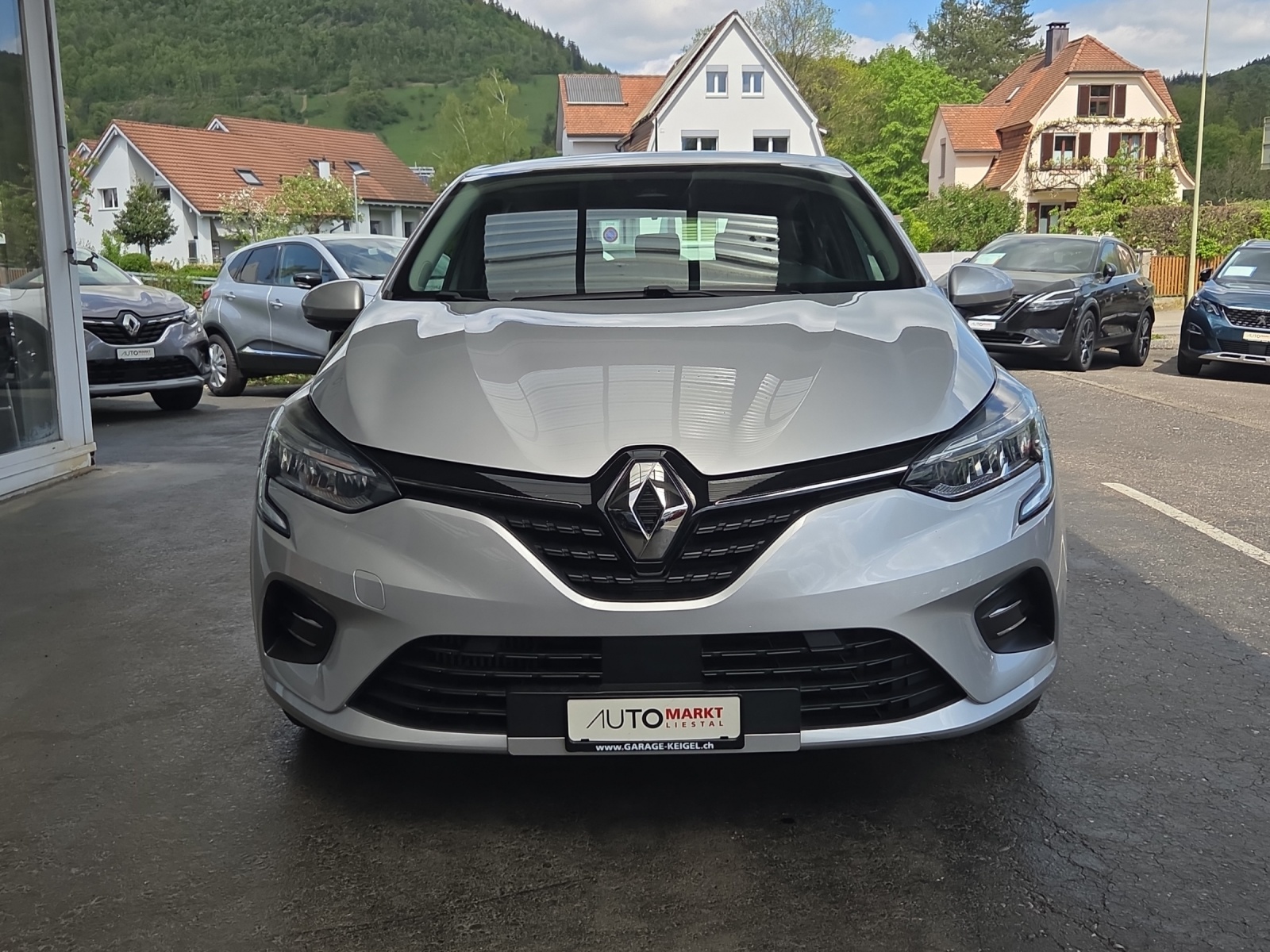 RENAULT Clio 1.0 Zen-image-3