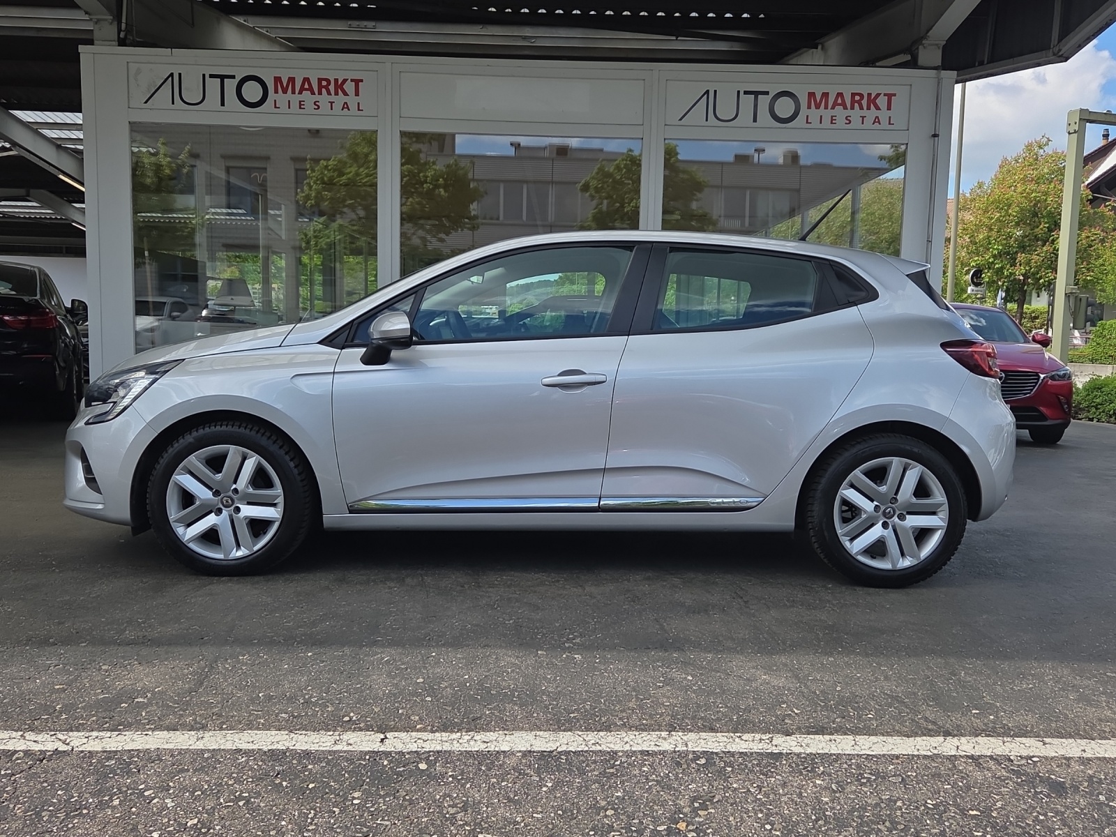 RENAULT Clio 1.0 Zen-image-1