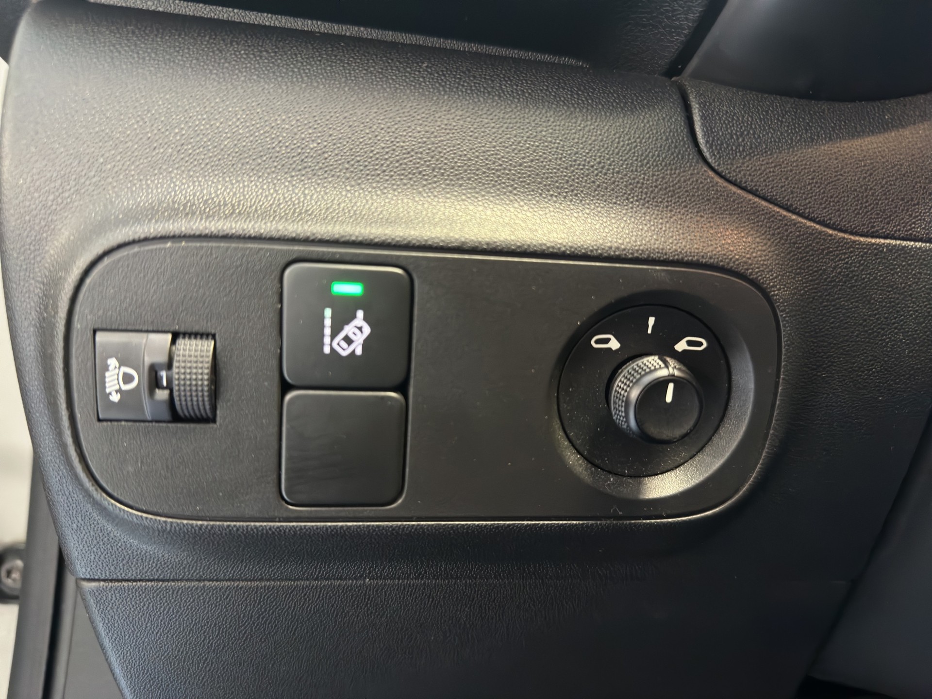 CITROEN C3 1.2i PureTech Feel-image-15
